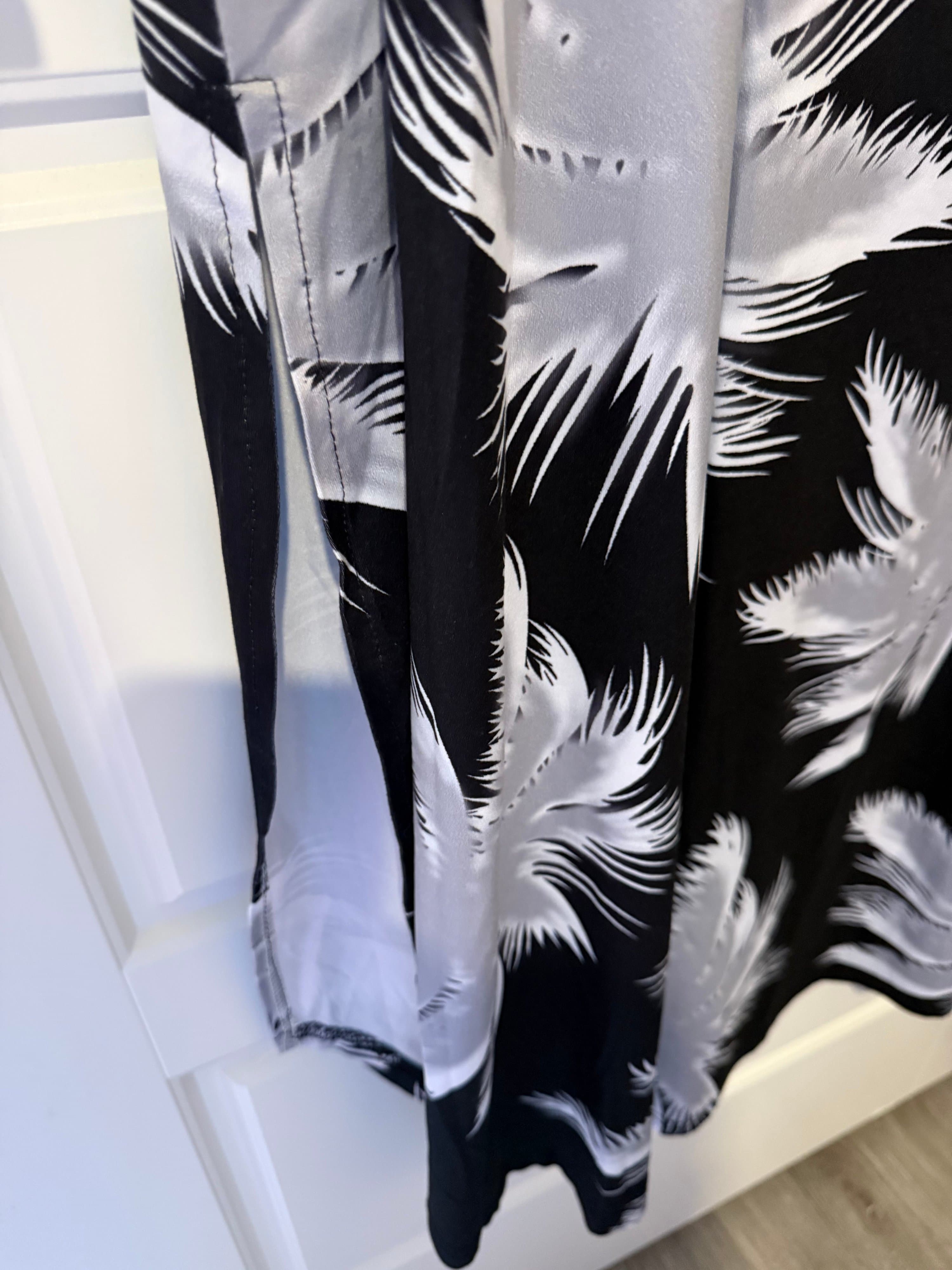 4XL Black and White Palm Print Dress 100% Cotton - Thumbnail 3