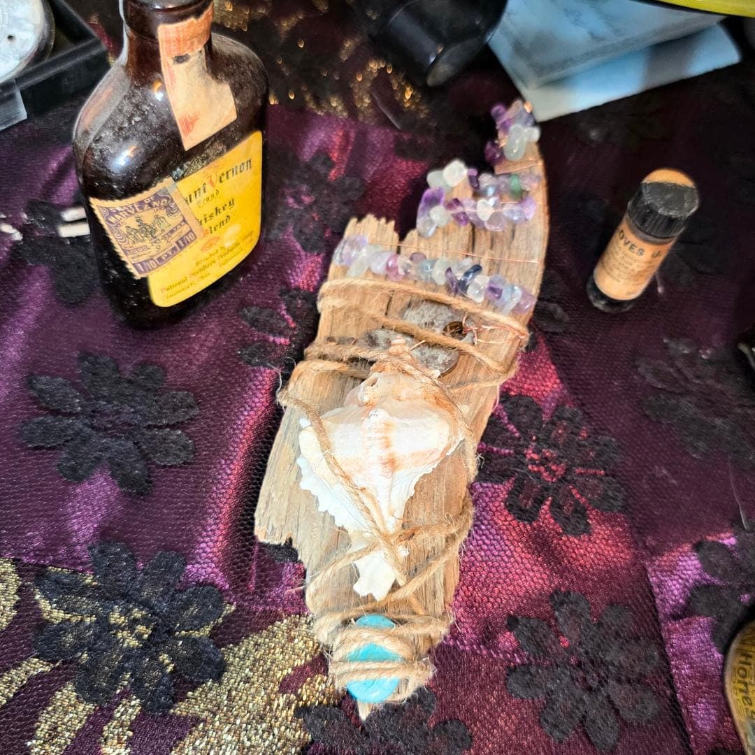 Driftwood Wand, Copper Wrapped Rainbow Fluorite, Antique Key, Sea Witch Altar Decor - Thumbnail 6