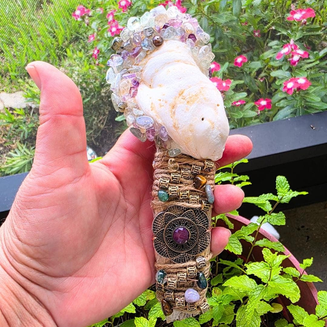 Handmade Sea Witch Driftwood Wand - Copper Wrapped Fluorite Ocean Altar Decor - Thumbnail 2