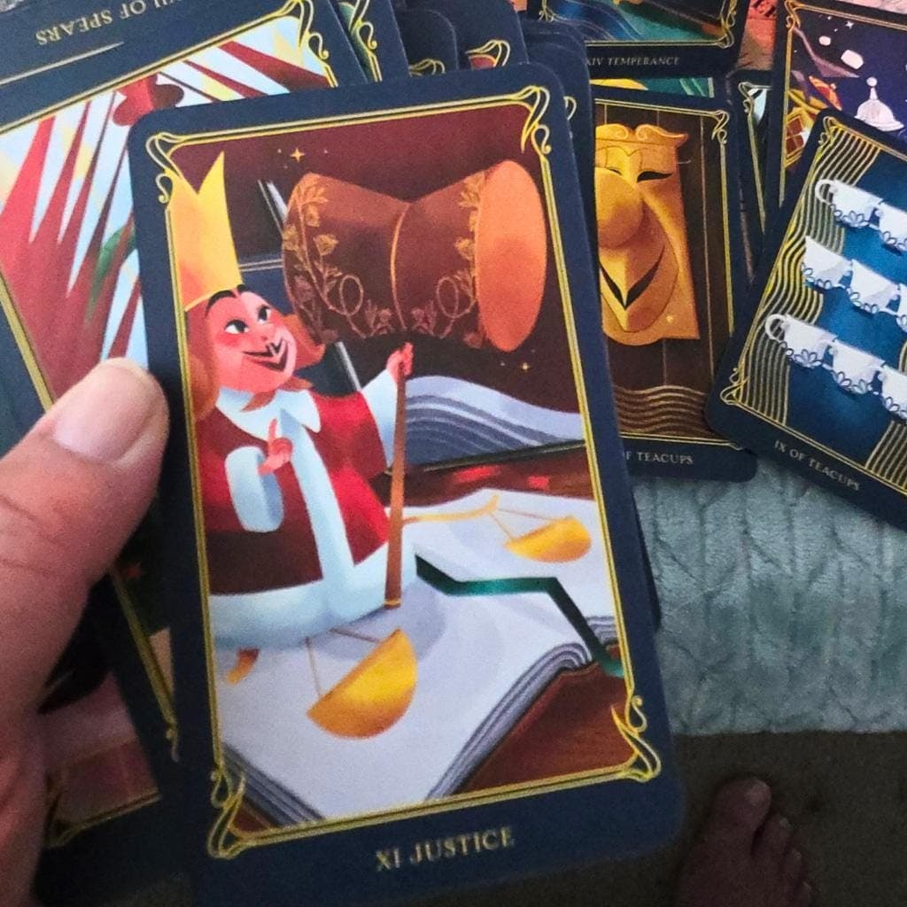 Disney Alice in Wonderland Tarot Deck and Guidebook, Whimsical Tarot Cards - Thumbnail 5