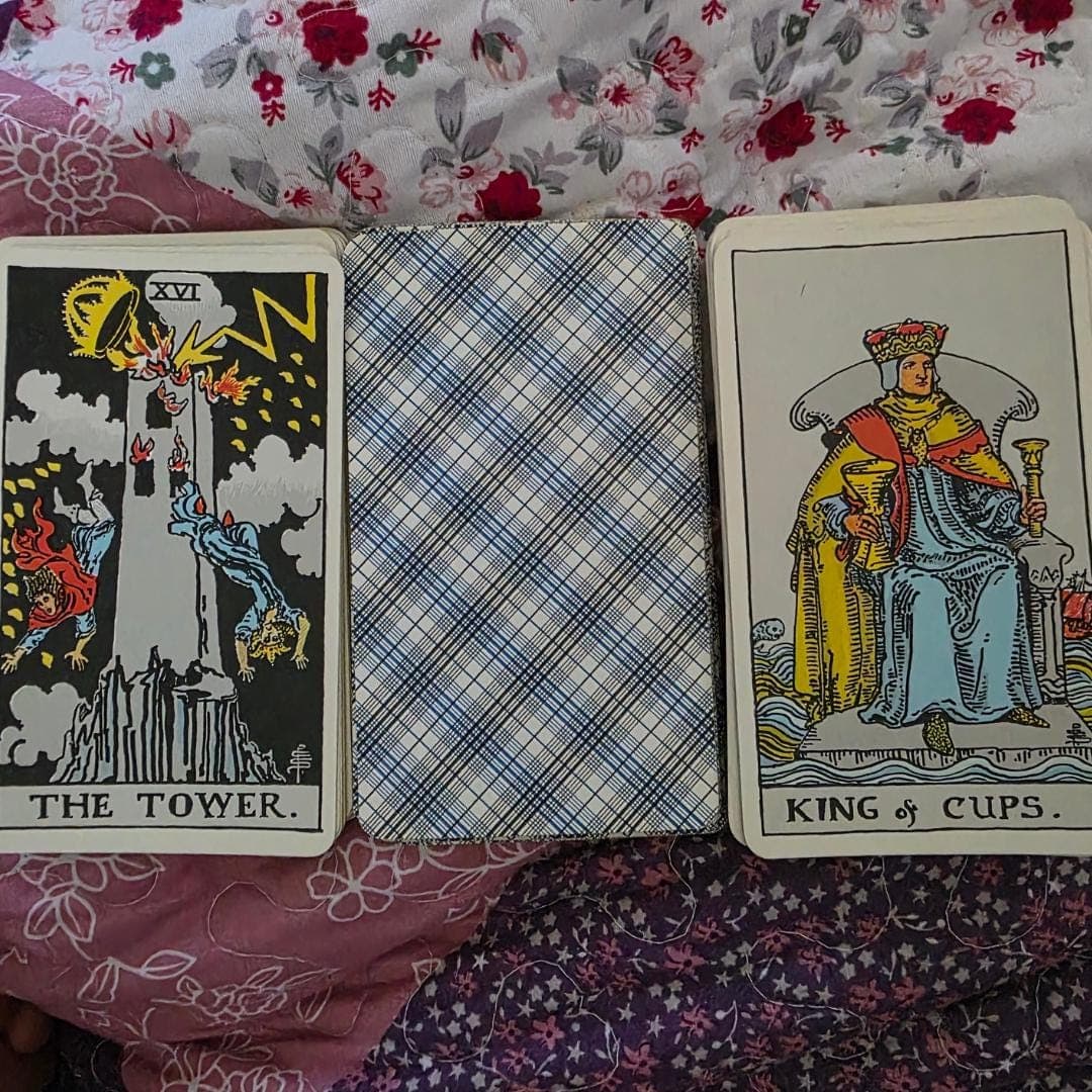 Venerable 1971 Rider Tarot Deck — Rare Blue Plaid Backs — Authentic Swiss-Print - Thumbnail 2