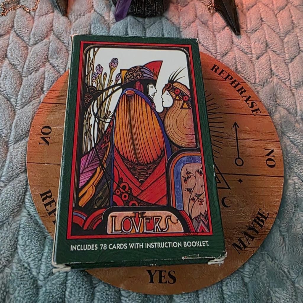 Aquarian Tarot Deck – Classic 78-Card Set by David Palladini (U.S. Games Systems - Thumbnail 10