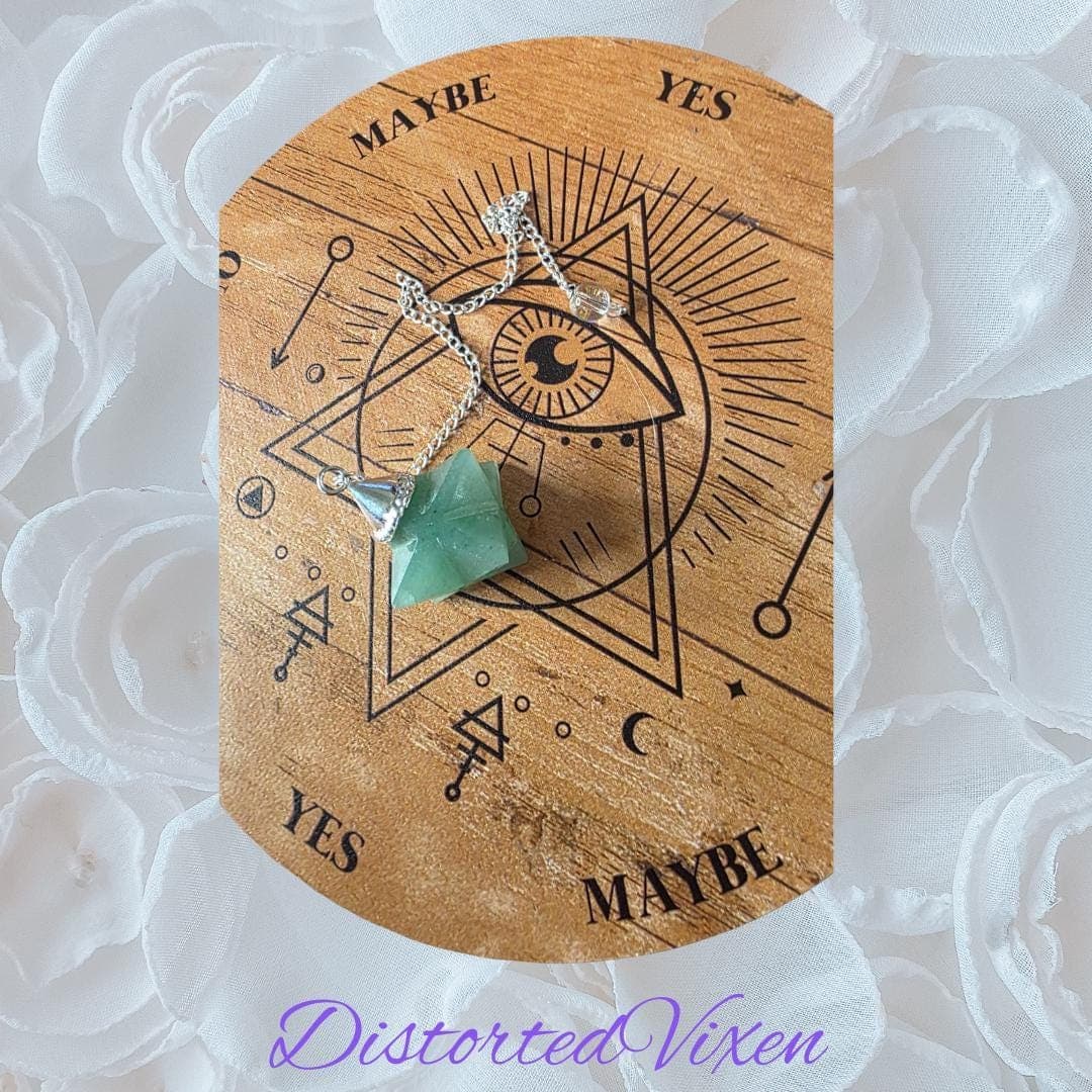 Green Aventurine Merkaba Star Pendulum • Witchy Divination Necklace - Thumbnail 4