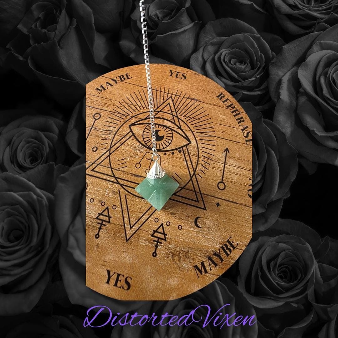Green Aventurine Merkaba Star Pendulum • Witchy Divination Necklace - Thumbnail 3