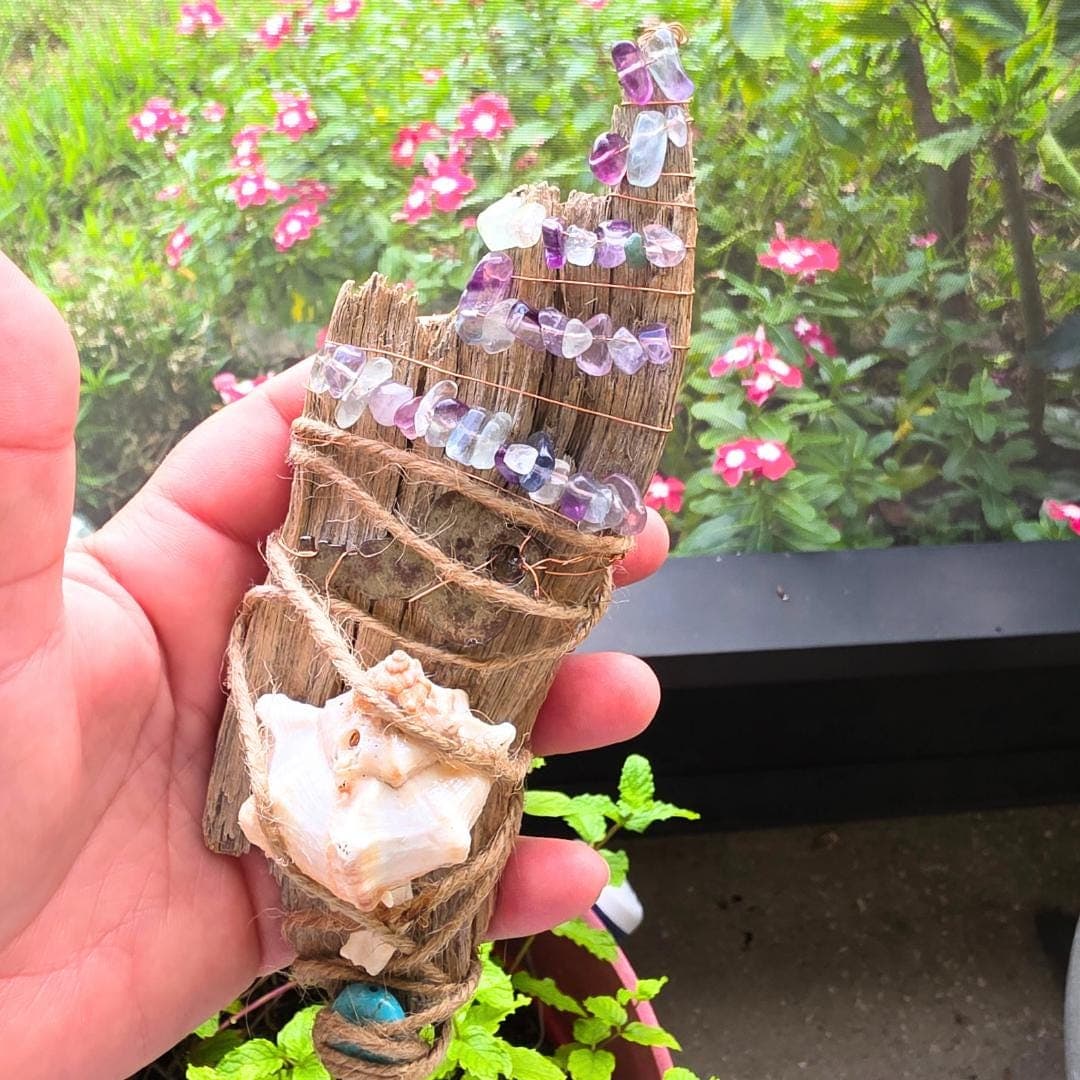 Driftwood Wand, Copper Wrapped Rainbow Fluorite, Antique Key, Sea Witch Altar Decor - Thumbnail 8