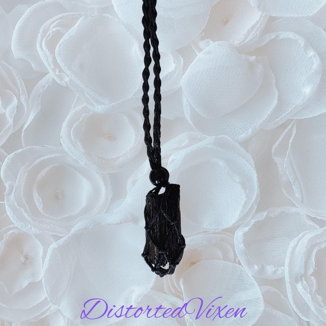Black Tourmaline Macramé Jewelry, Raw Crystal Protection Necklace or Bracelet, Grounding Stone Jewelry - Thumbnail 7