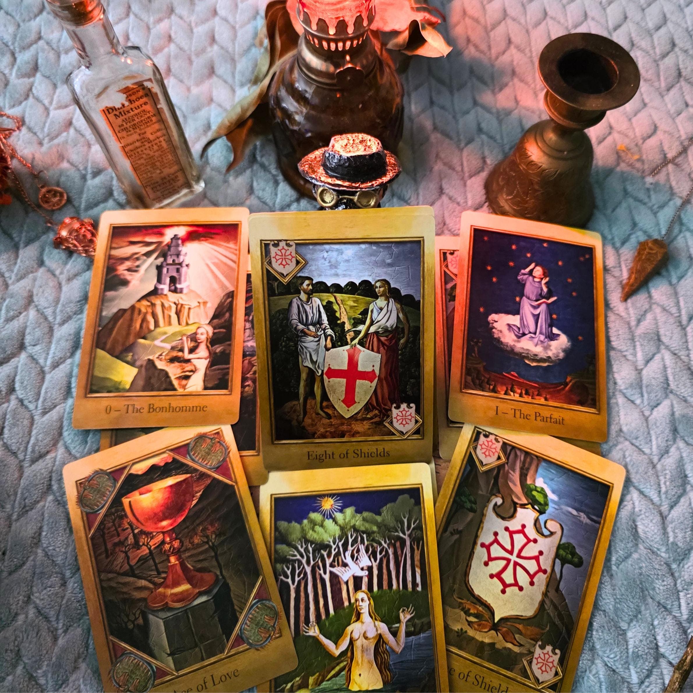 Cathar Tarot Deck and Guidebook, Gnostic Gilded Tarot, John Matthews, Wil Kinghan - Thumbnail 6