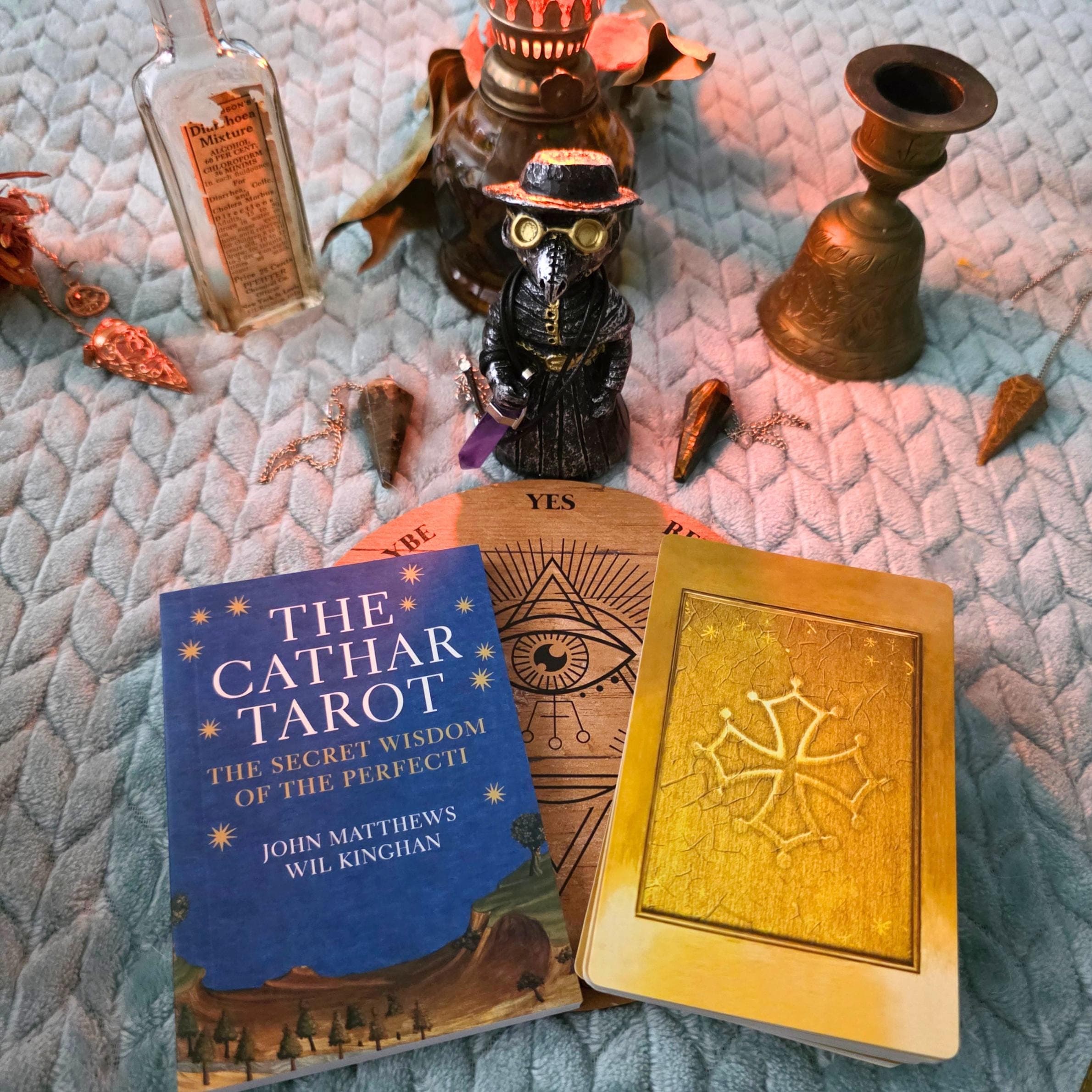 Cathar Tarot Deck and Guidebook, Gnostic Gilded Tarot, John Matthews, Wil Kinghan