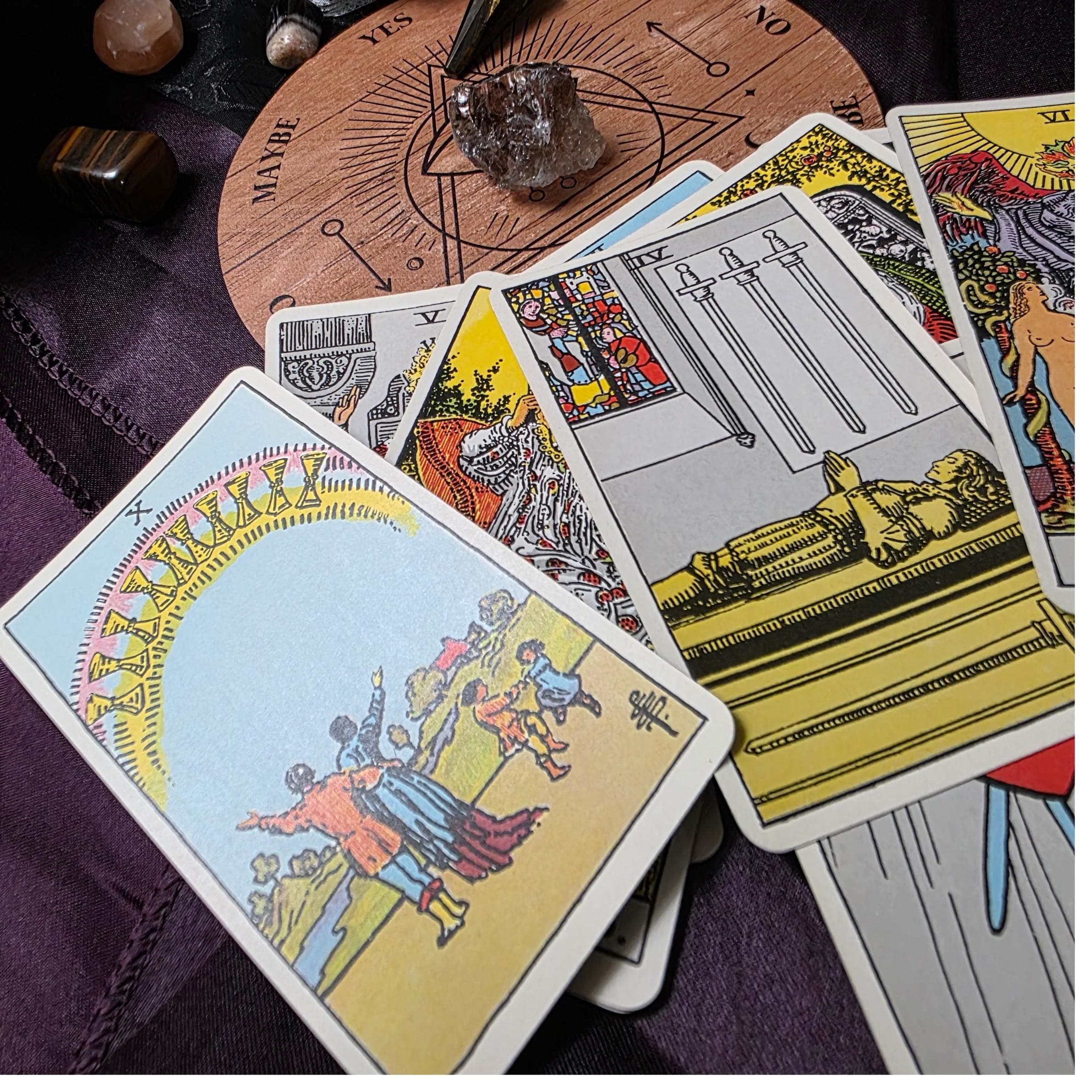 Venerable 1971 Rider Tarot Deck — Rare Blue Plaid Backs — Authentic Swiss-Print - Thumbnail 5