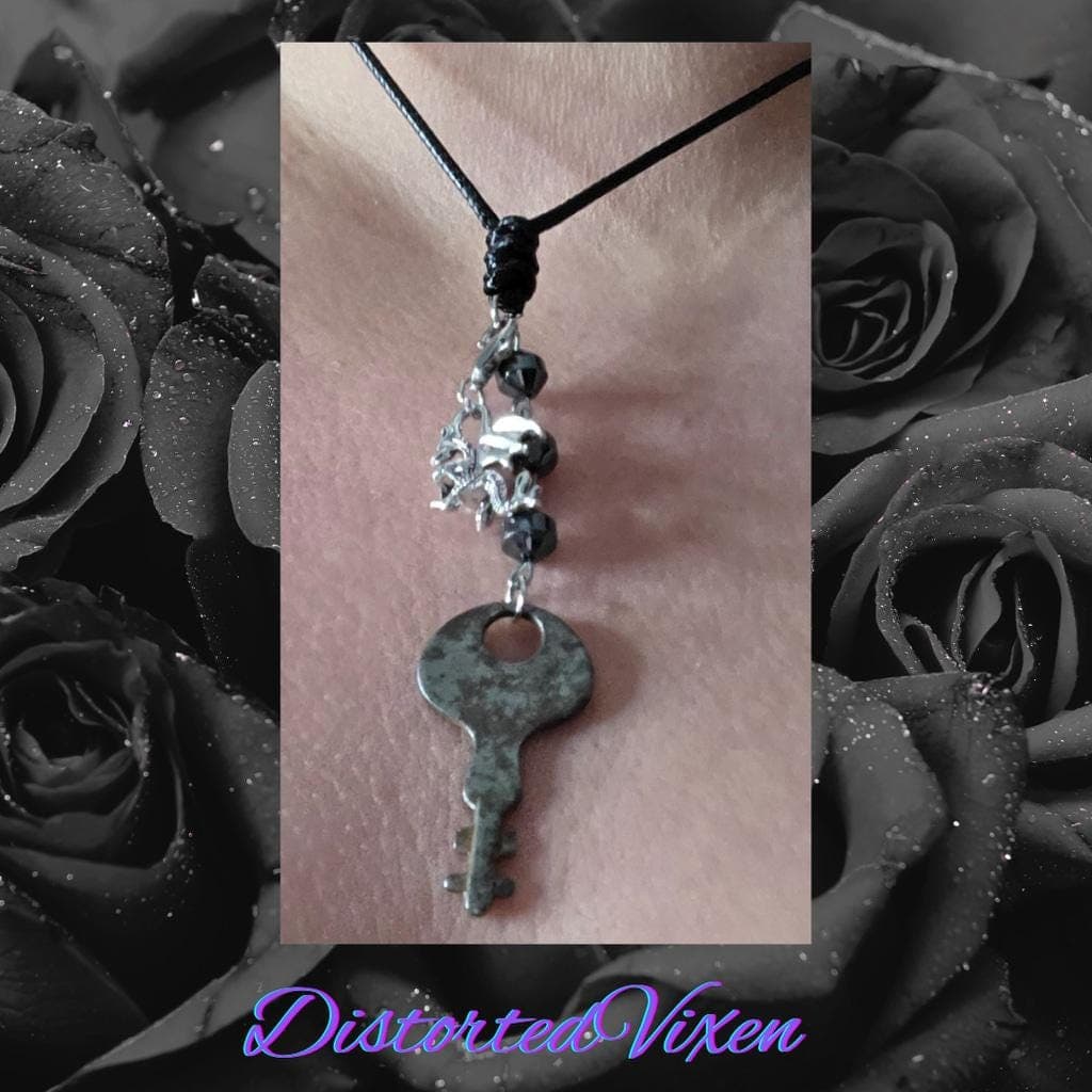 Antique Skeleton Key & Dragon Necklace - Hematite Grounding Jewelry - Thumbnail 4