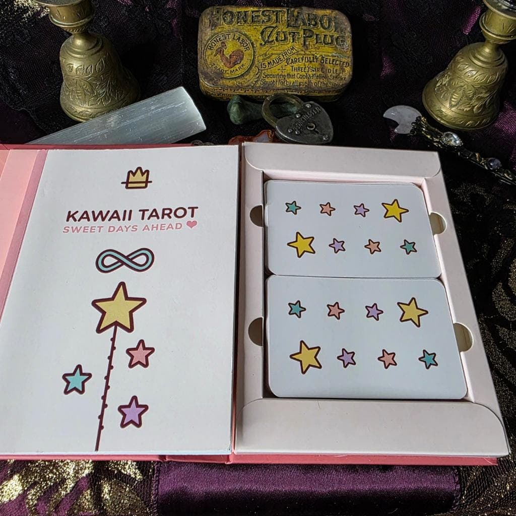 Kawaii Tarot Deck by Diana Lopez – Pre-Loved Minimalist 78-Card Set - Thumbnail 6