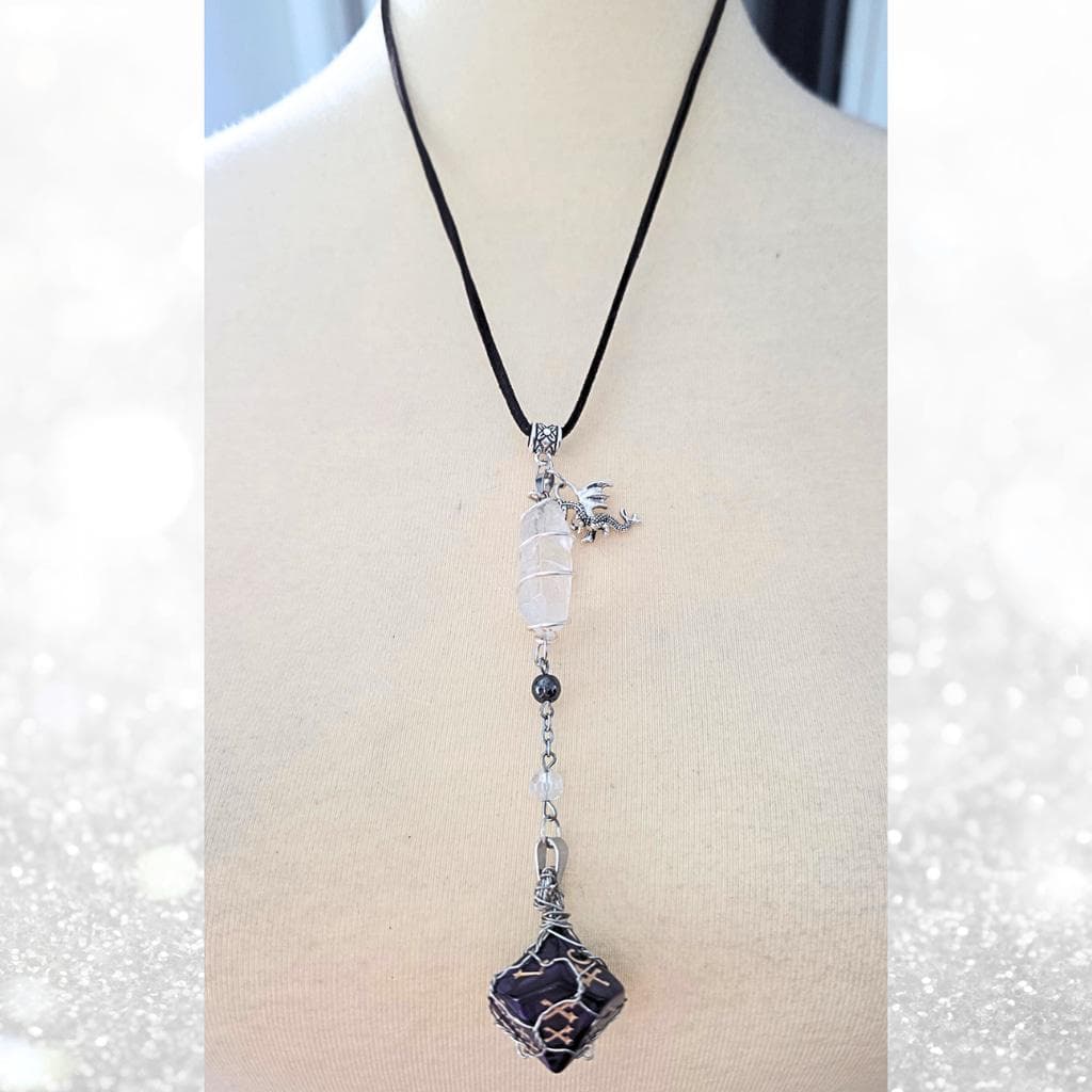 The Weaver of Fate d10 Amulet – Purple 10-Sided Die with Clear Quartz & Hematite - Thumbnail 3