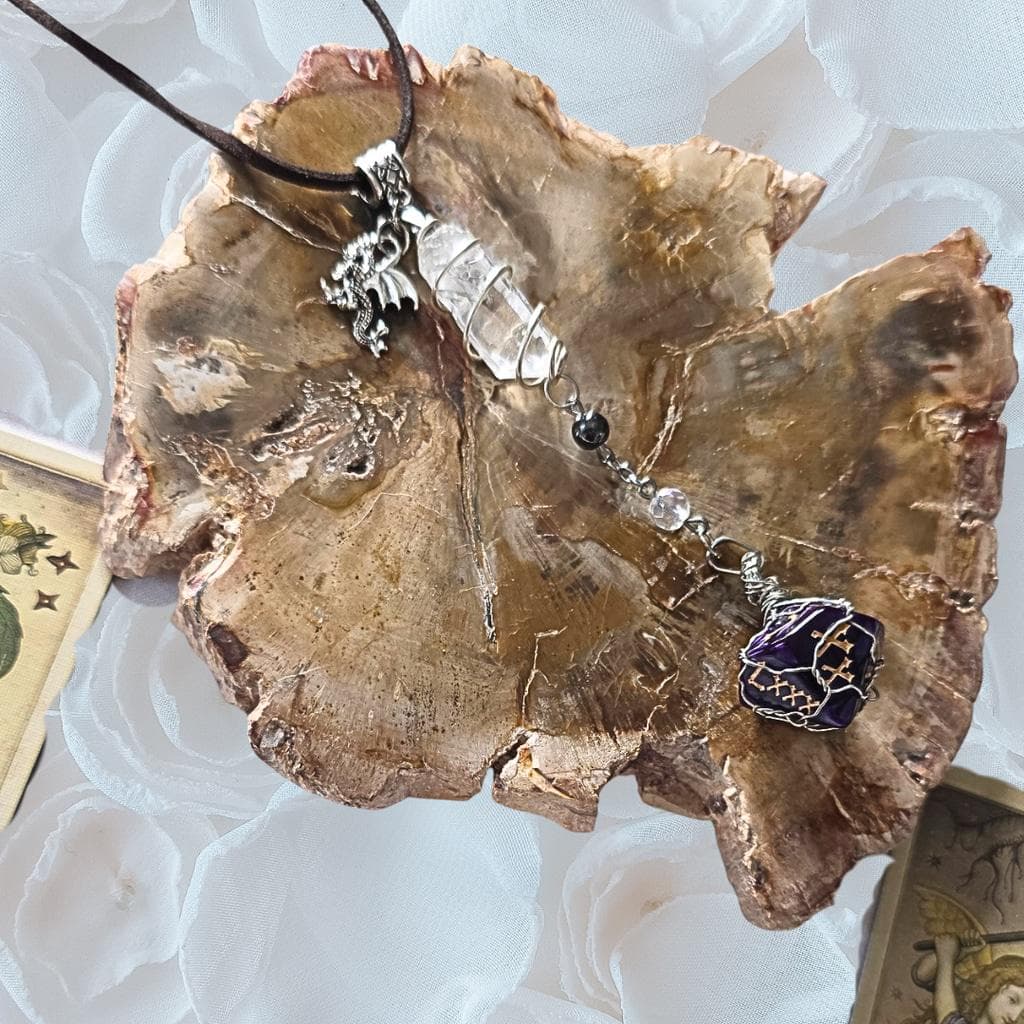 The Weaver of Fate d10 Amulet – Purple 10-Sided Die with Clear Quartz & Hematite - Thumbnail 7