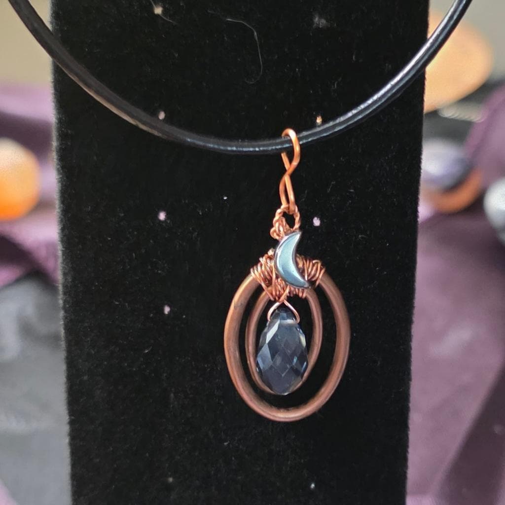 Handmade Copper Wire Wrapped Crystal Moon Pendant Black Leather Cord Necklace - Thumbnail 6