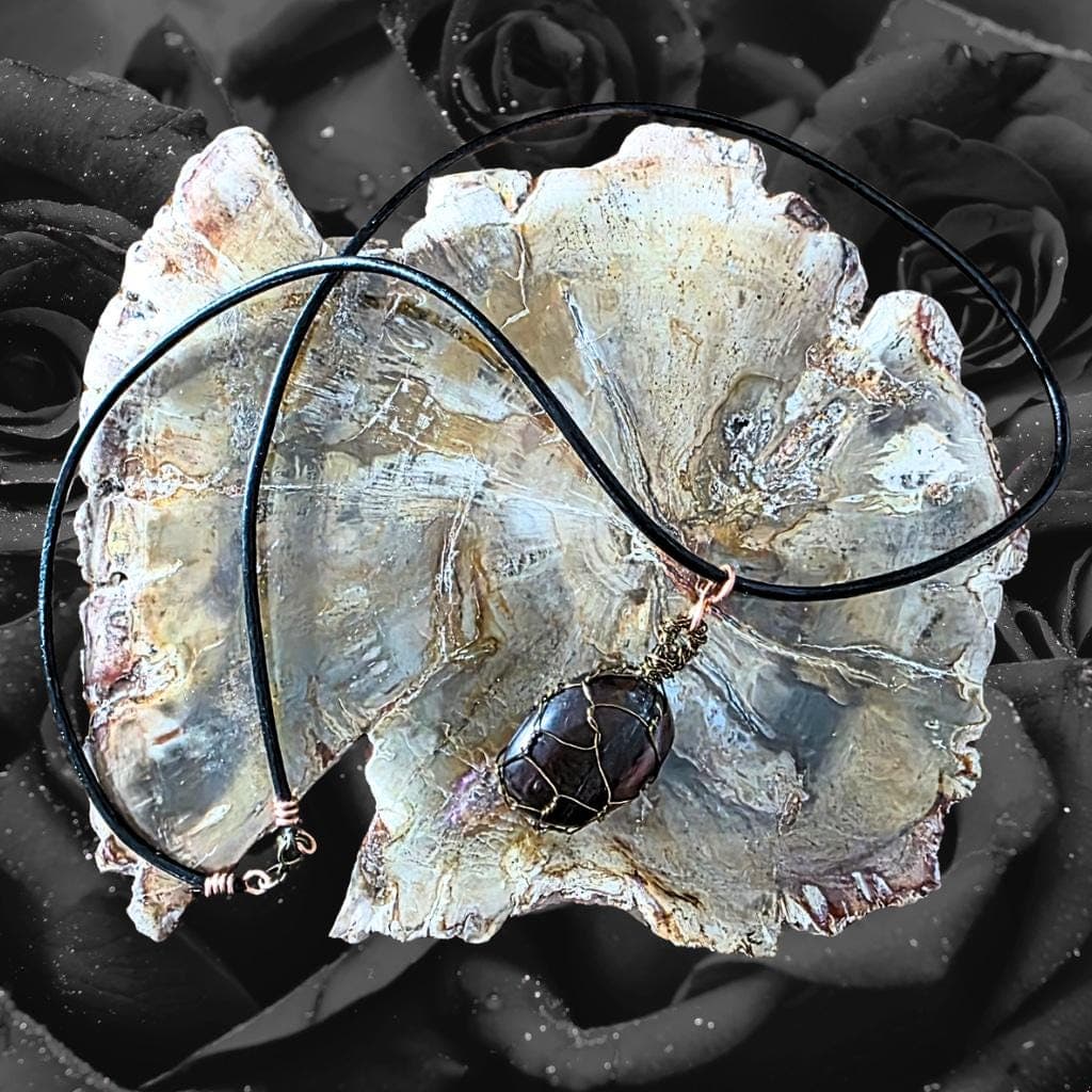 Eye of the Storm: Copper-Wrapped Tiger's Eye & Hand-Finished Leather Necklace - Thumbnail 4