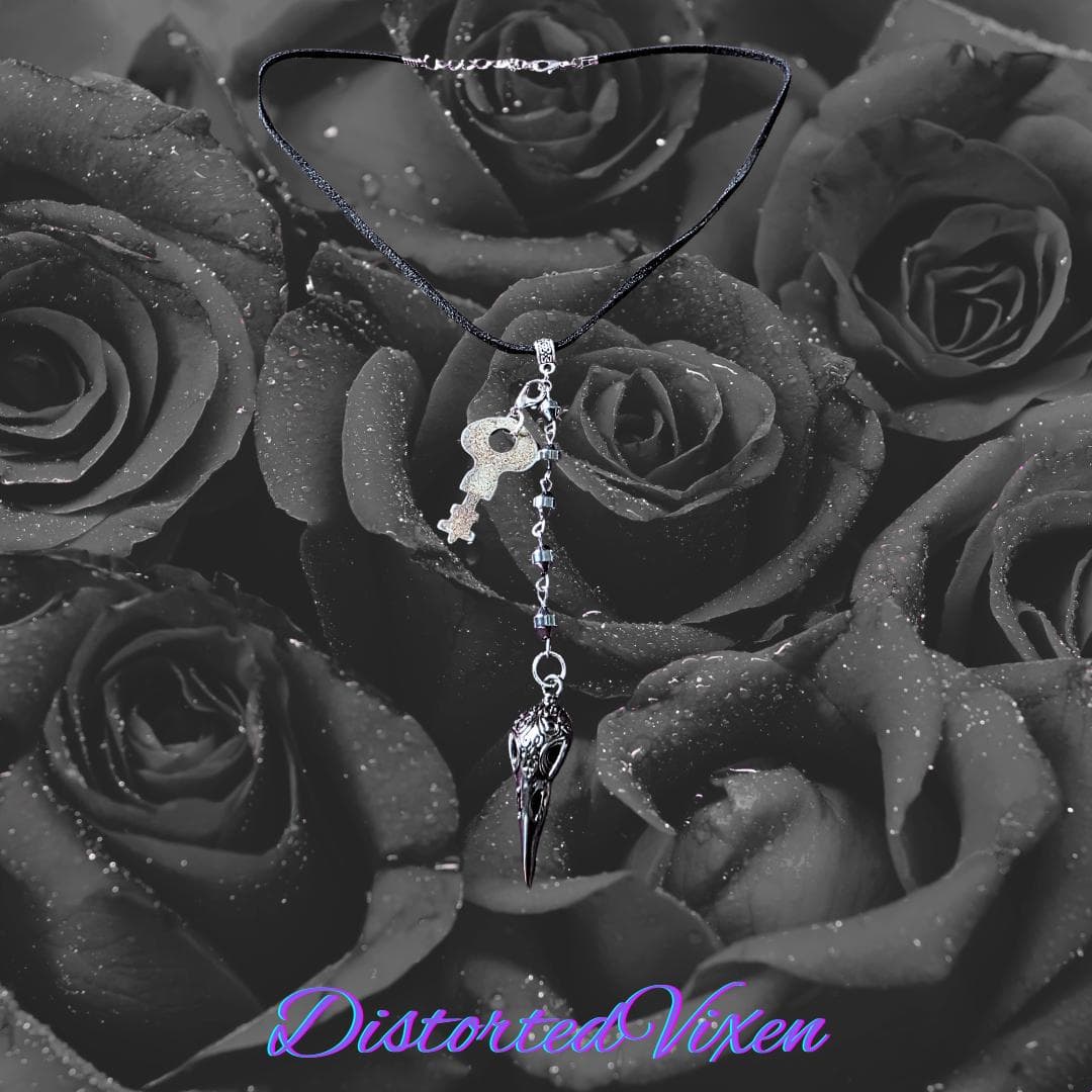 Raven Skull Key Necklace, Hematite Beads, Witchy Goth Talisman - Thumbnail 3