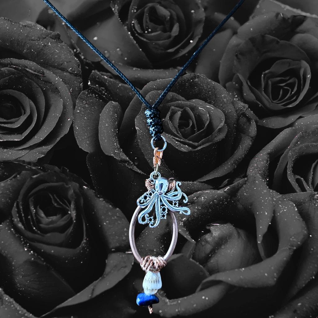 Mystic Copper-Wrapped Octopus & Lapis Lazuli Necklace - Thumbnail 5