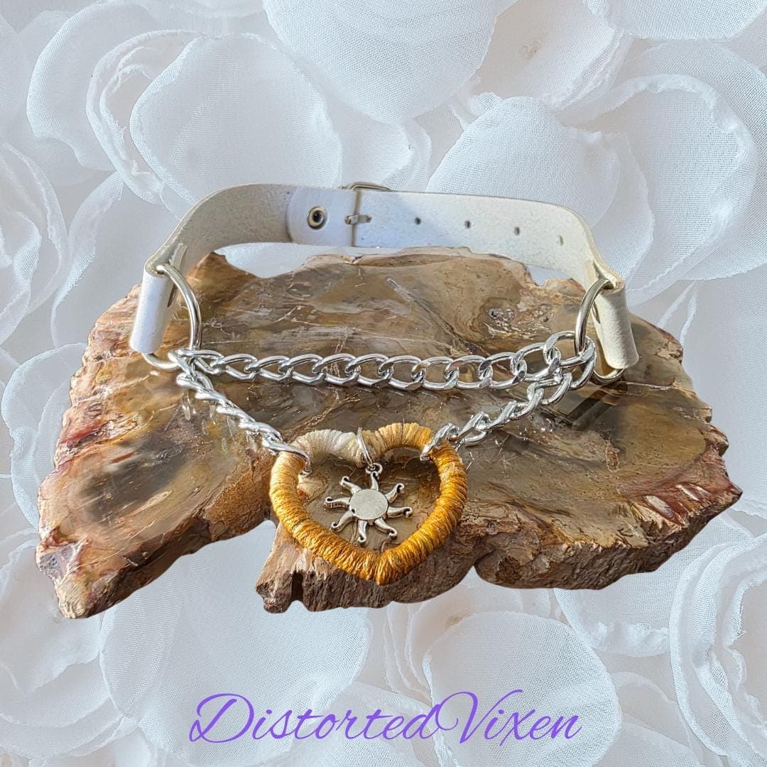 Handmade Ombre Heart Choker – Faux Leather & Sun Charm Necklace - Thumbnail 3