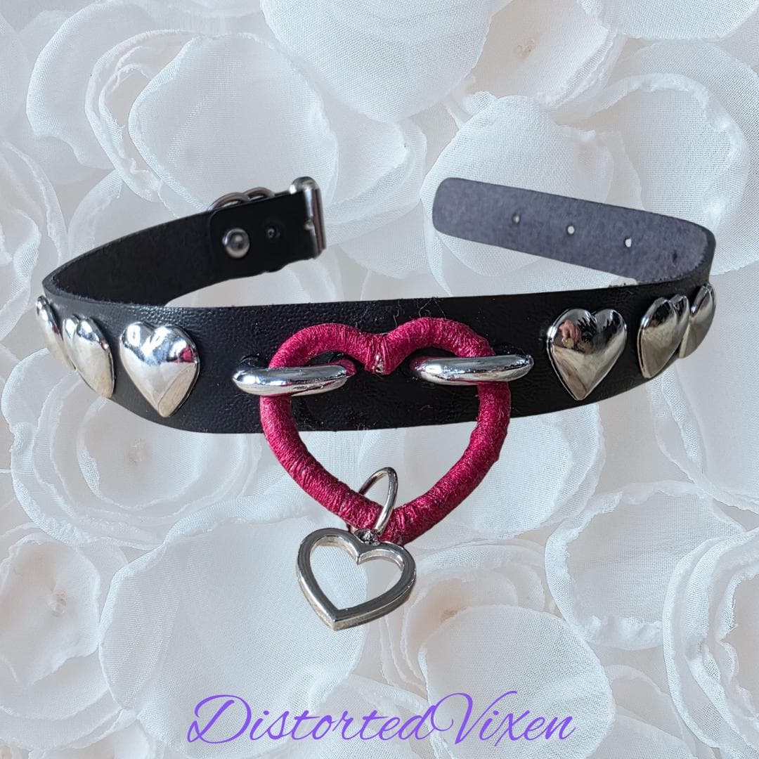 Black Faux Leather Heart Choker – Gothic Silver Studded Collar