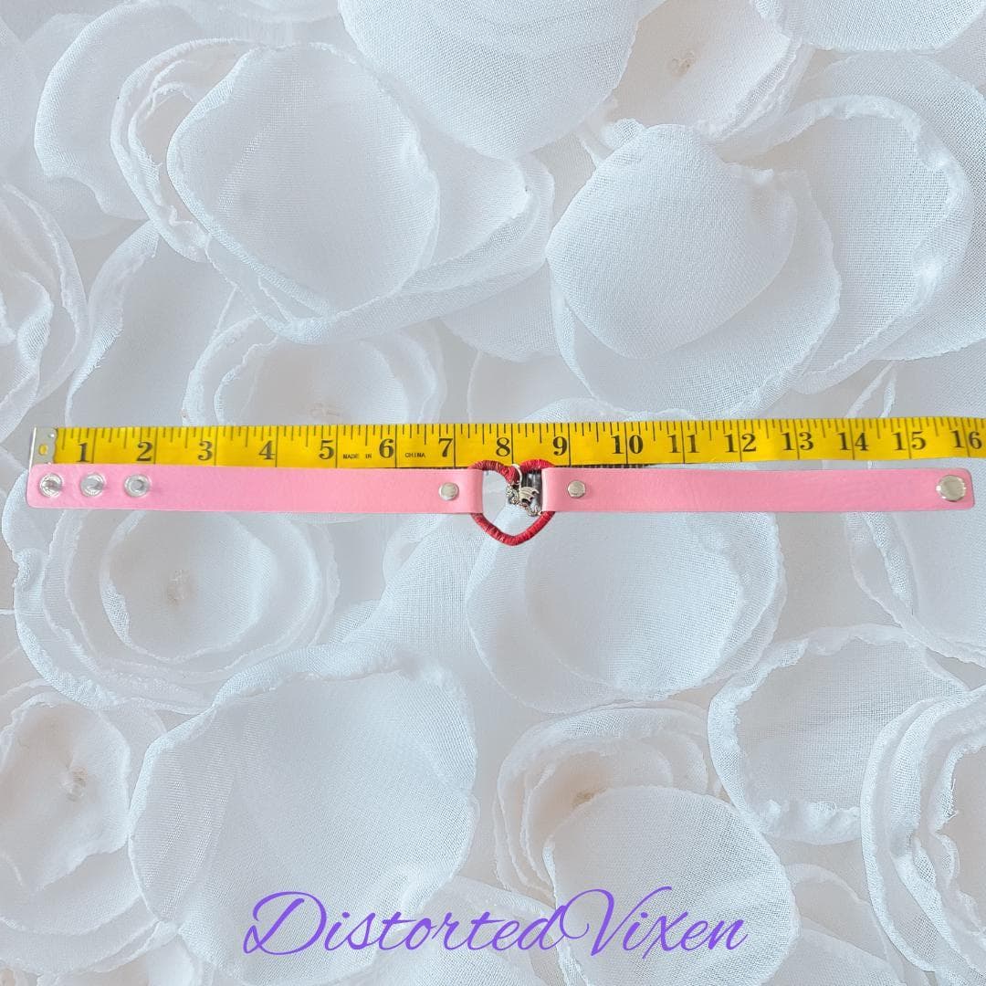 Pink Heart Choker Necklace with Dragon Charm – Adjustable Faux Leather Choker – Gothic Romance Collar - Thumbnail 7