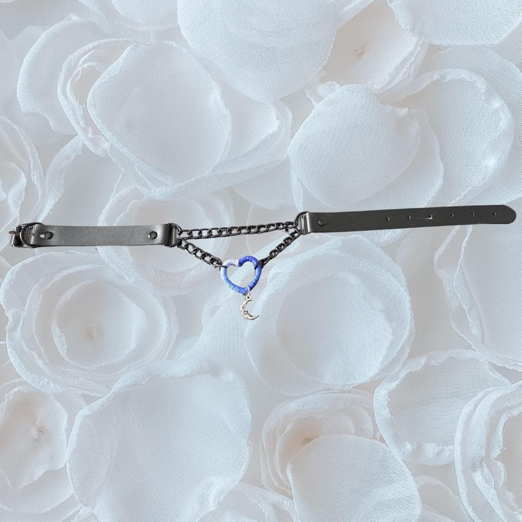 Gothic Armor Blue Ombré Heart Choker – Celestial Moon Charm, Industrial Chain - Thumbnail 5