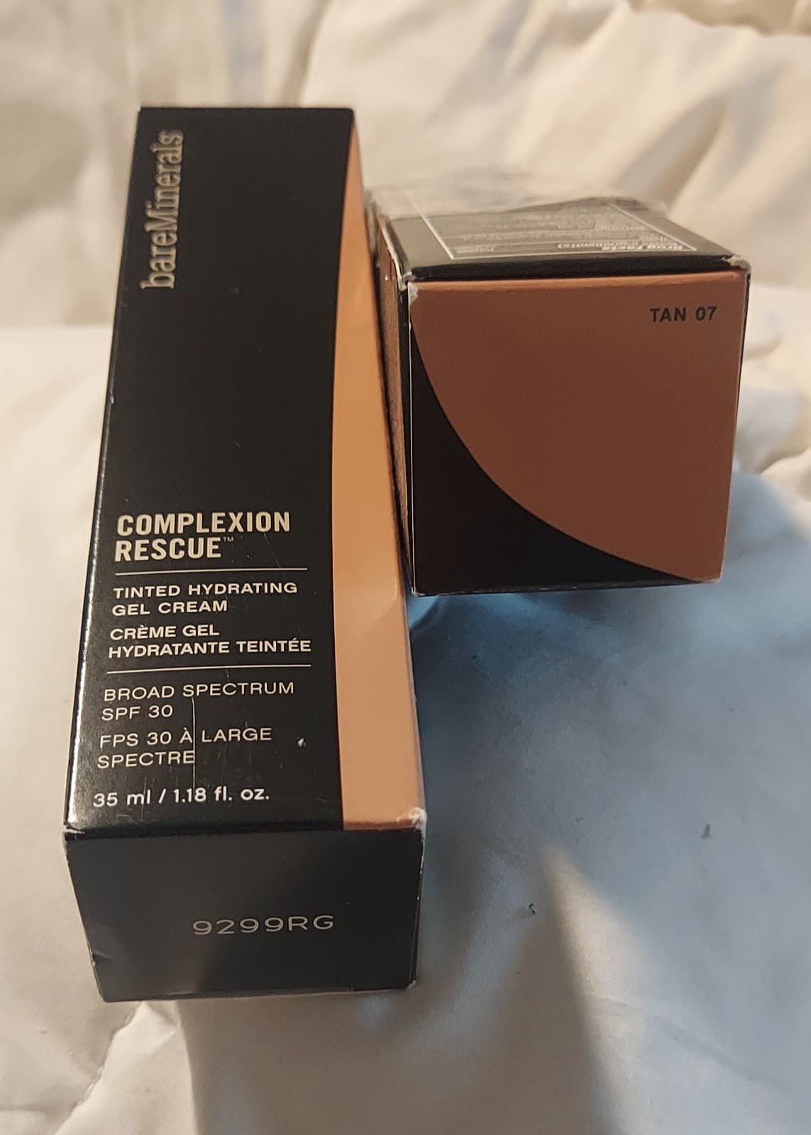 bareMinerals (2) Complexion Rescue Tinted Hydrating Gel Creams - BRAND NEW - Thumbnail 4