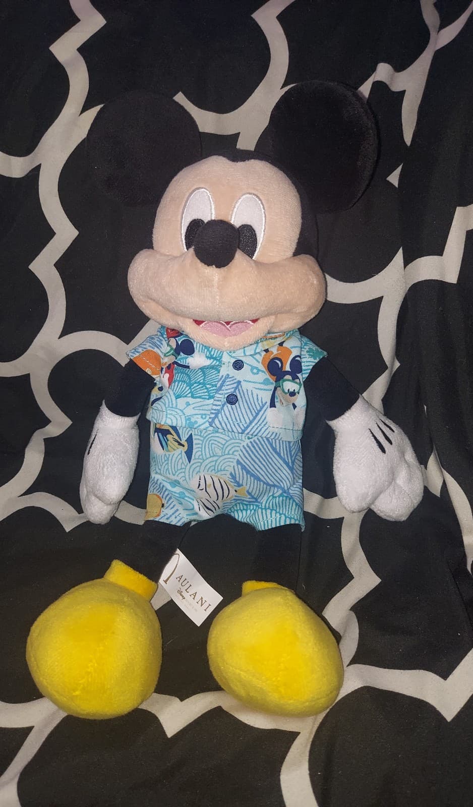 RARE Disney Aulani Resort Mickey Mouse 12" Plush w/Tori Richard Hawaiin Shirt - Thumbnail 2