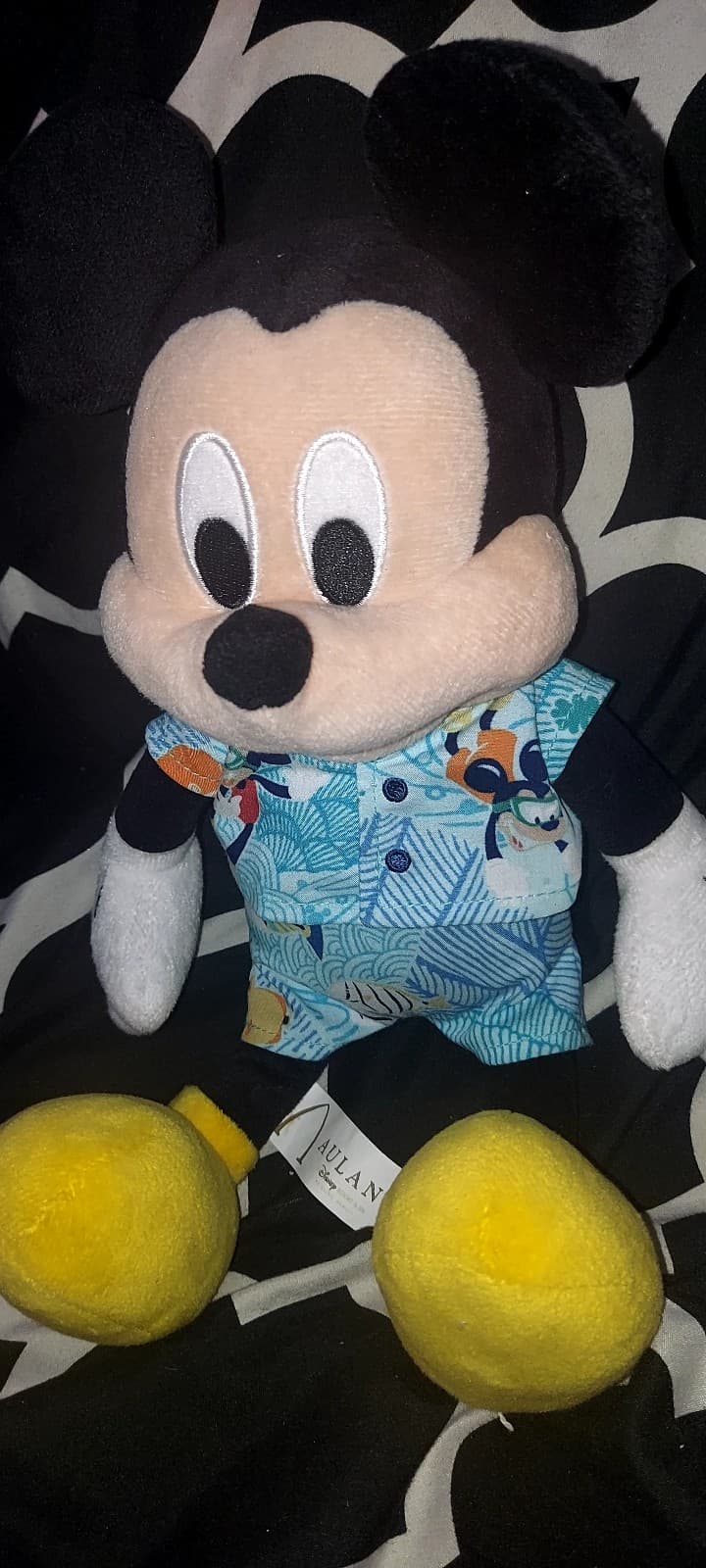 RARE Disney Aulani Resort Mickey Mouse 12" Plush w/Tori Richard Hawaiin Shirt - Thumbnail 3