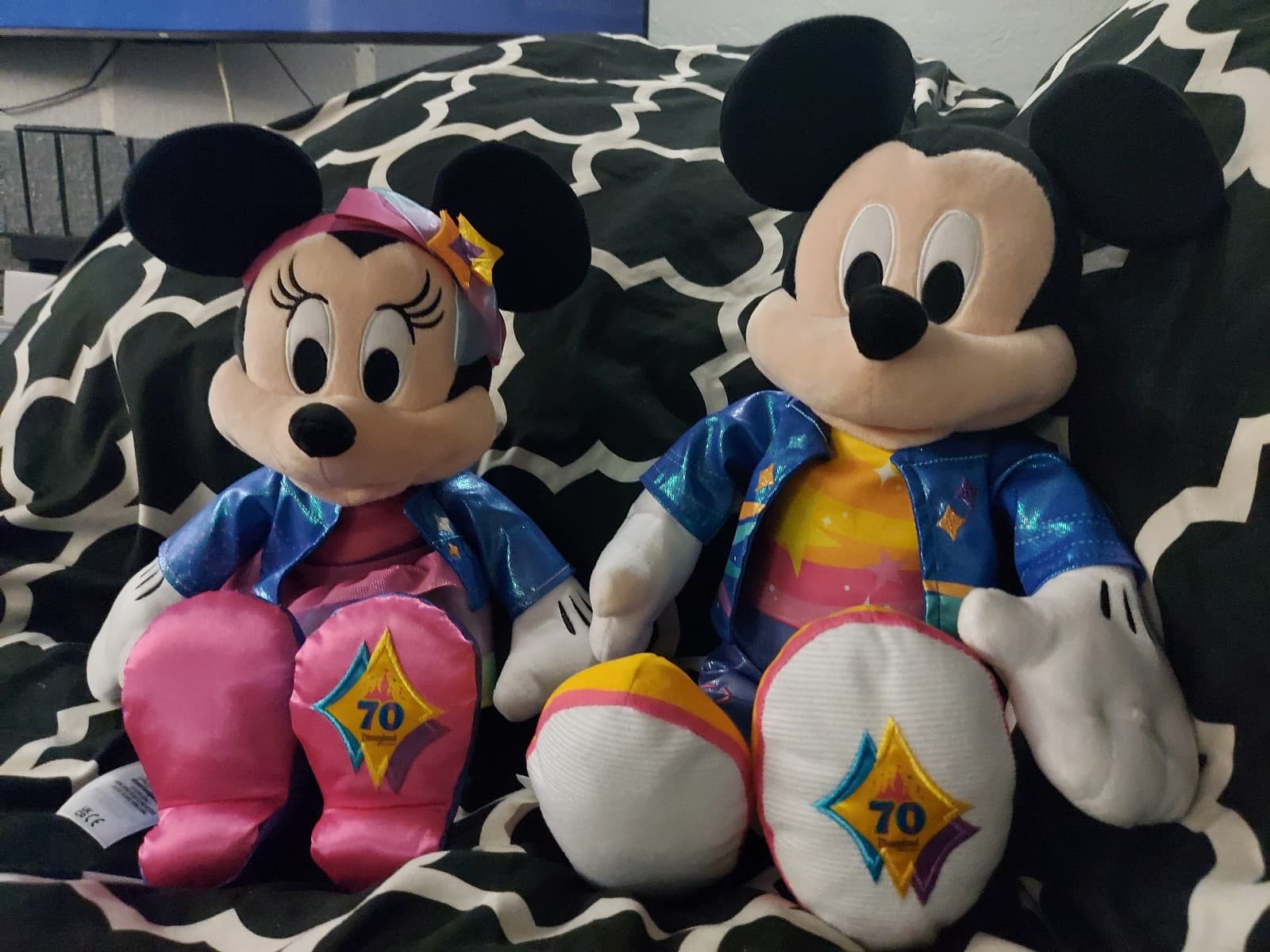 Disney Store 70th Anniversary Mickey & Minnie 15" Plush Set (Mint) - Thumbnail 2
