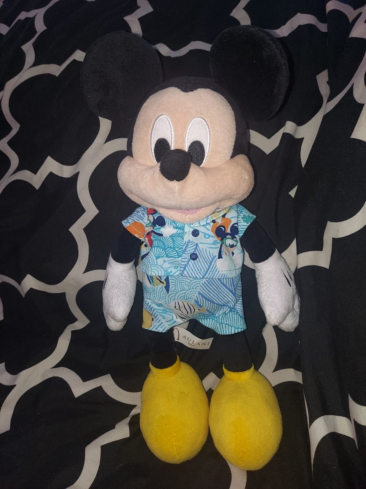 RARE Disney Aulani Resort Mickey Mouse 12" Plush w/Tori Richard Hawaiin Shirt - Thumbnail 9