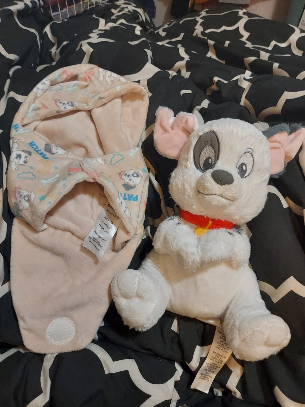 101 Dalmatians Patch Baby Plush with Swaddle Blanket NWOT - Thumbnail 2