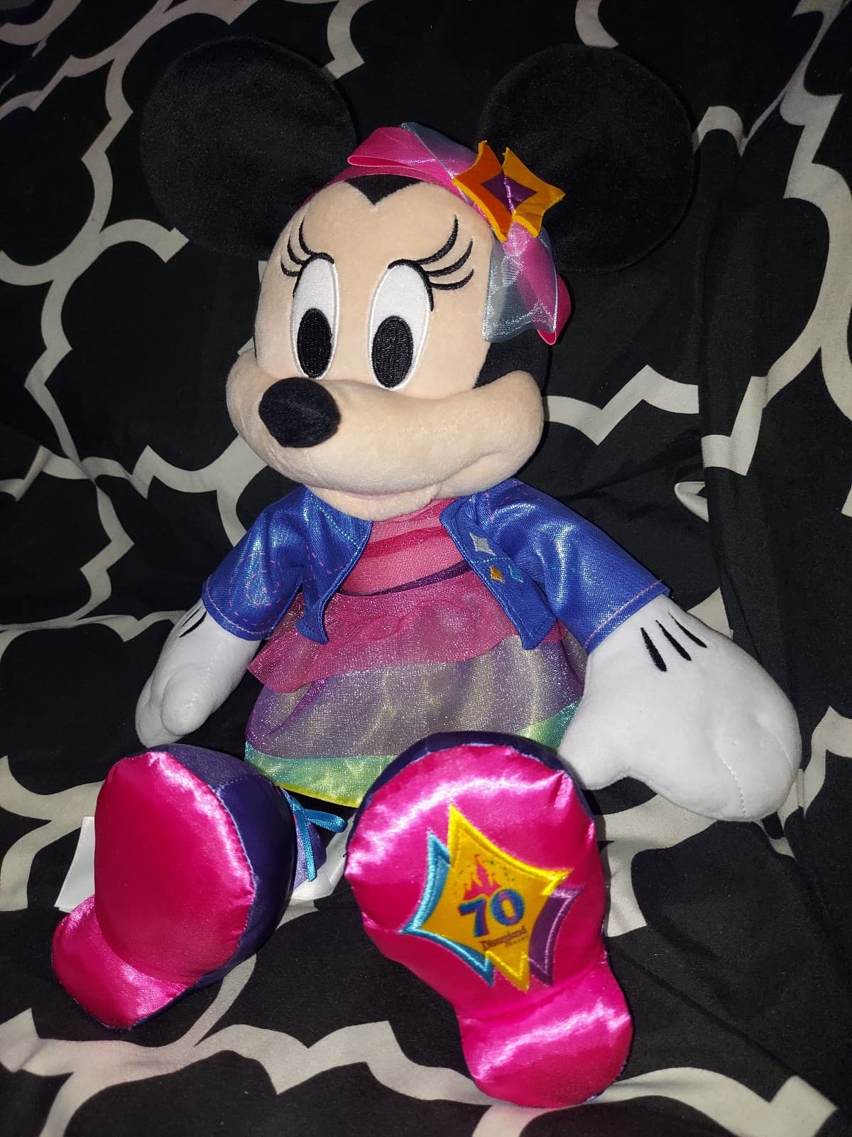 Disney Store 70th Anniversary Mickey & Minnie 15" Plush Set (Mint) - Thumbnail 5