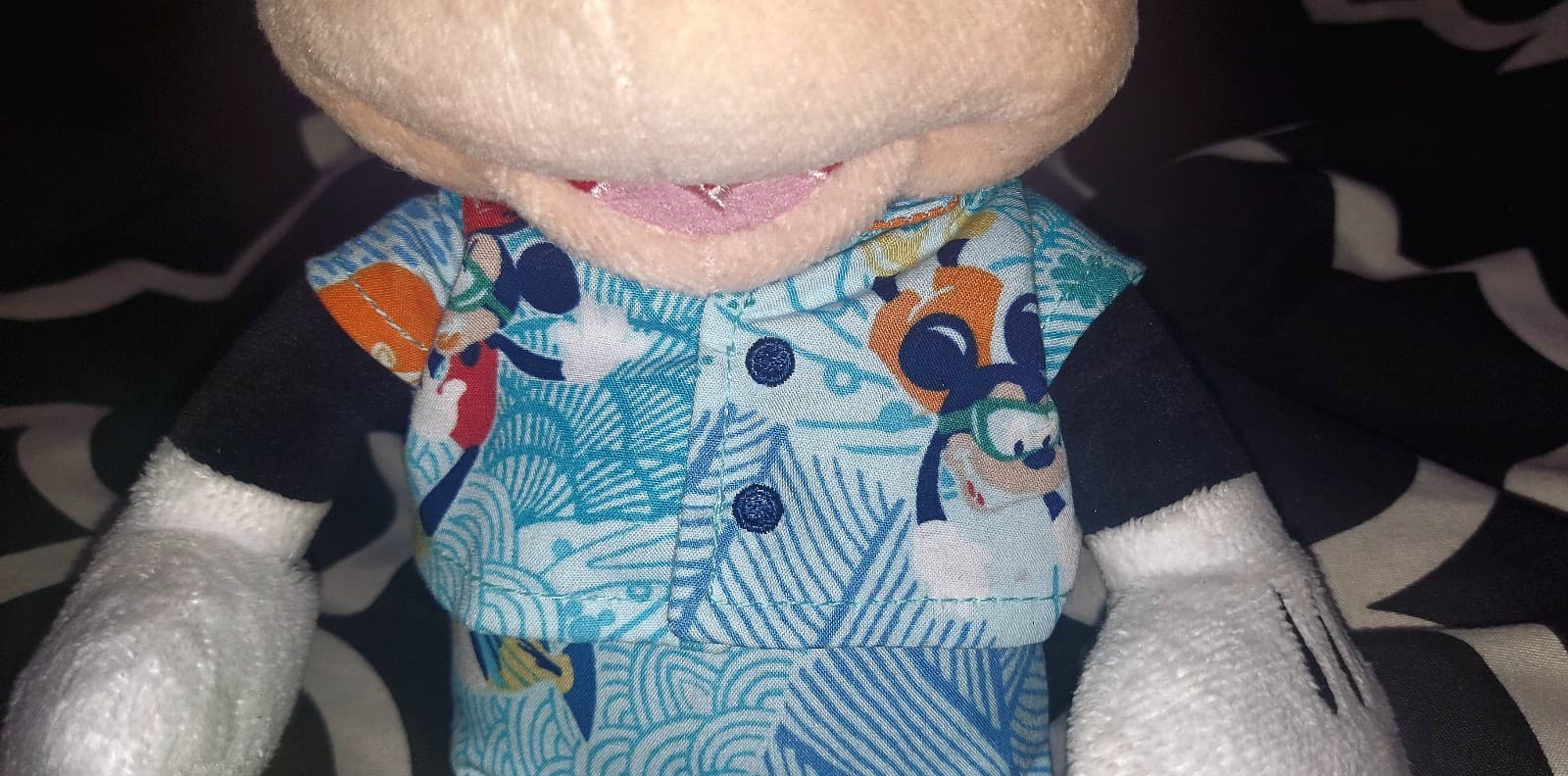 RARE Disney Aulani Resort Mickey Mouse 12" Plush w/Tori Richard Hawaiin Shirt - Thumbnail 6