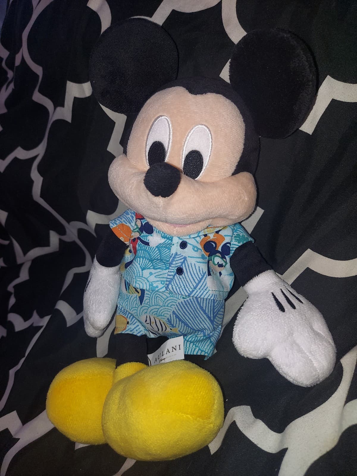 RARE Disney Aulani Resort Mickey Mouse 12" Plush w/Tori Richard Hawaiin Shirt - Thumbnail 5