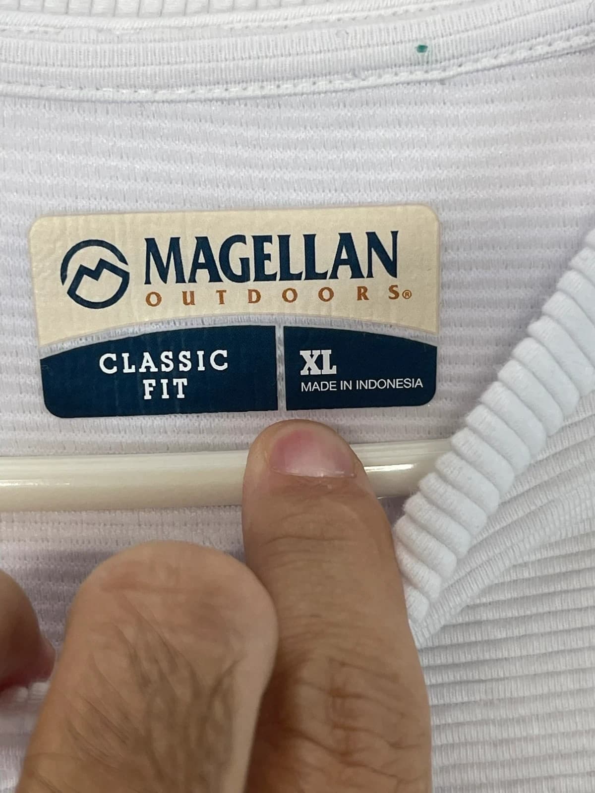 Women's Magellan Outdoors White Striped Graphic Long Sleeve Shirt XL - Thumbnail 4