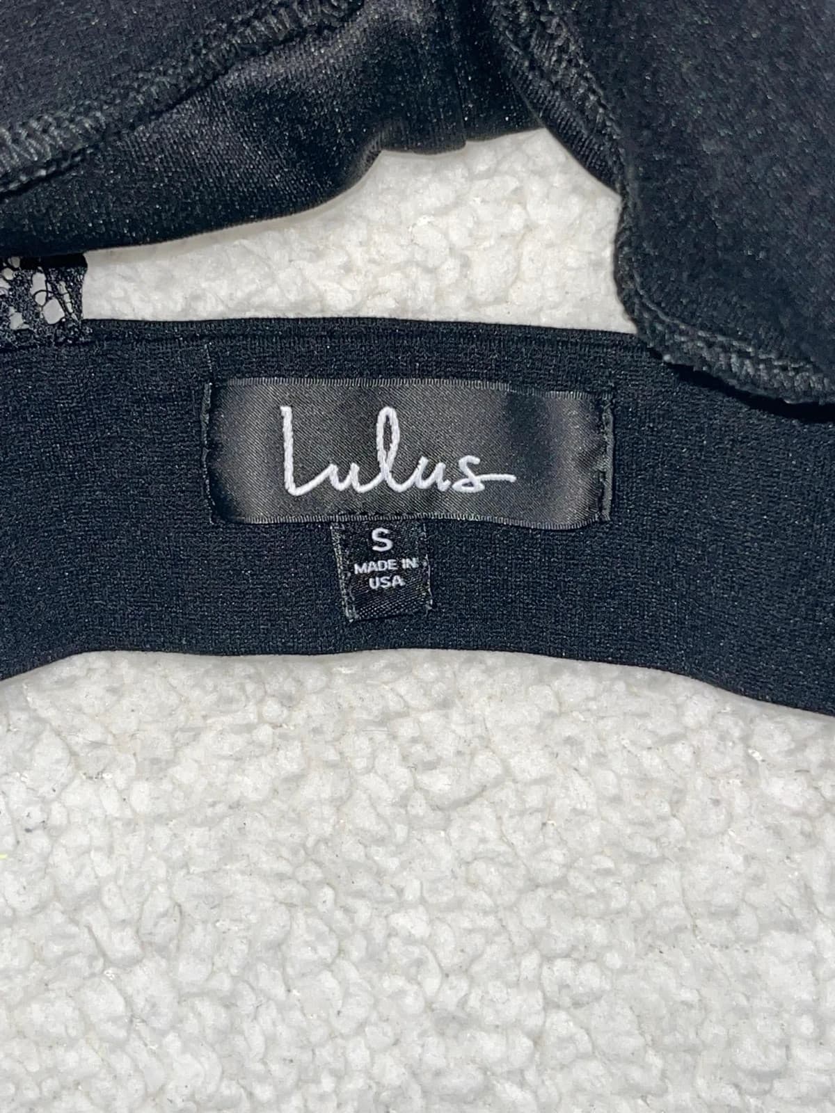 Lulus Black Lace Halter Bralette Crop Top Size Small - Thumbnail 3