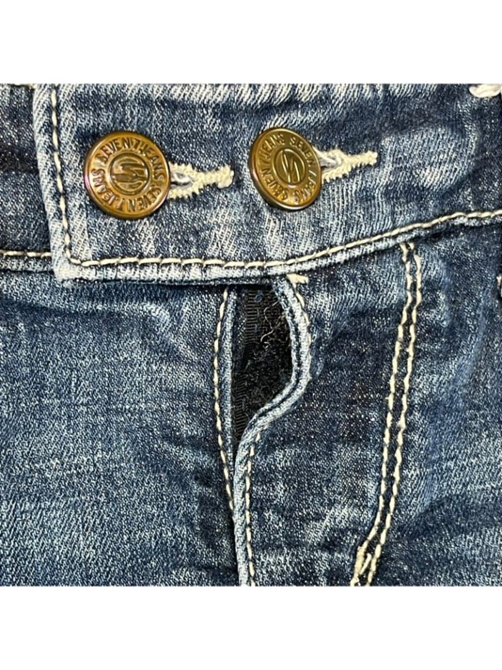Seven7 Distressed Denim Cutoff Shorts Double Button Medium Wash Size 4 - Thumbnail 3