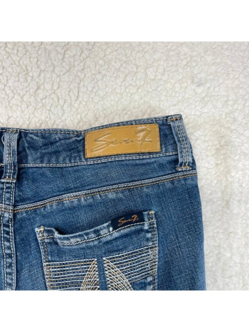 Seven7 Distressed Denim Cutoff Shorts Double Button Medium Wash Size 4 - Thumbnail 5