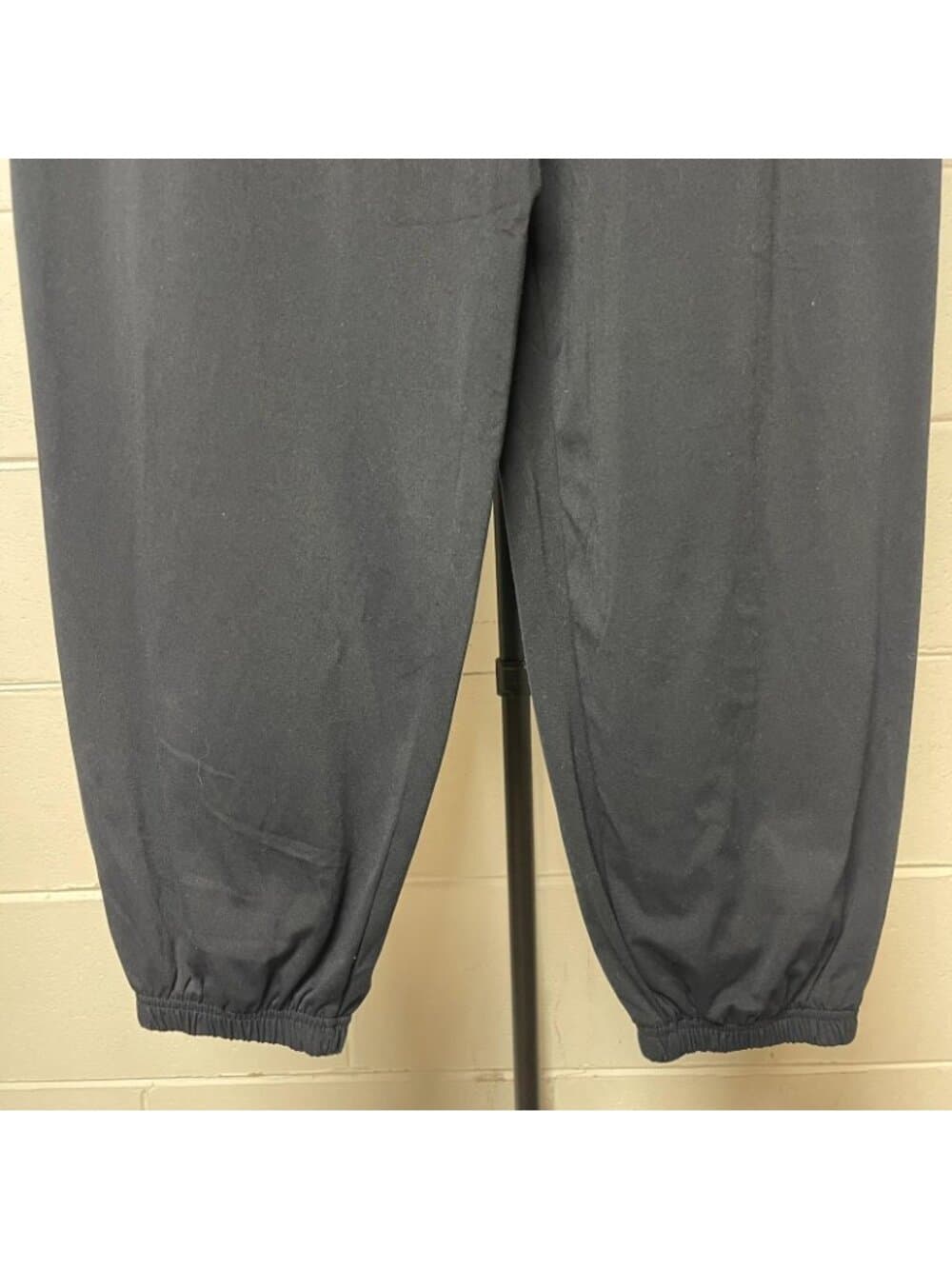 Women's Sage Collective Black Jogger Pants Large Stretch Pull On Athleisure - Thumbnail 2