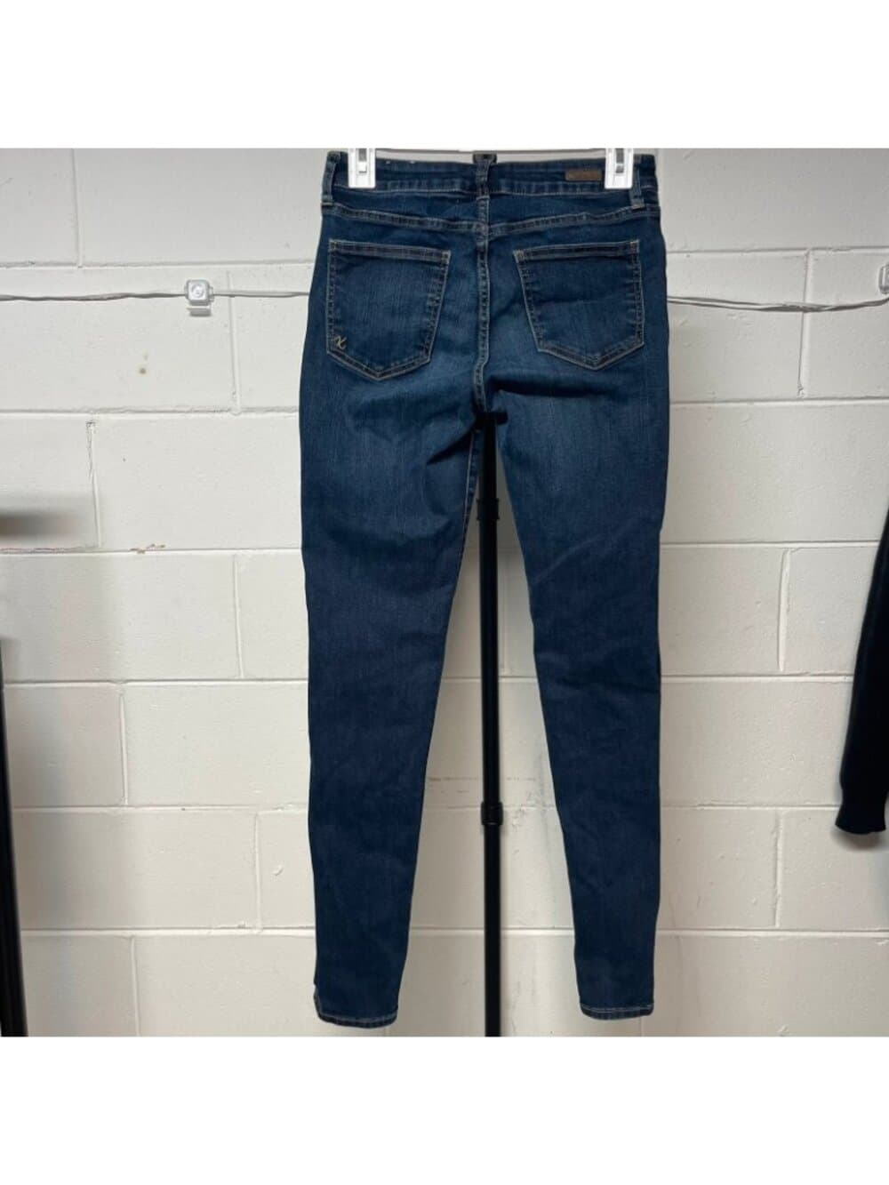 Women’s Kut From The Kloth Dark Wash Skinny Jeans Size 4 Stretch Denim - Thumbnail 3