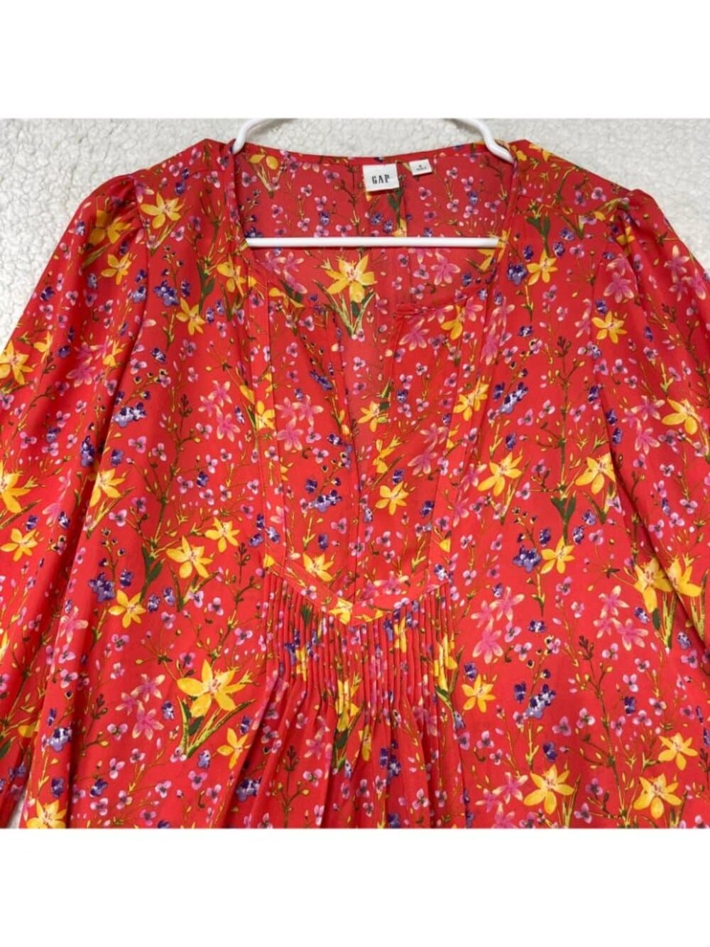 Women's Gap Floral Pintuck Smocked Waist V-Neck Long Sleeve Blouse Red Small - Thumbnail 4