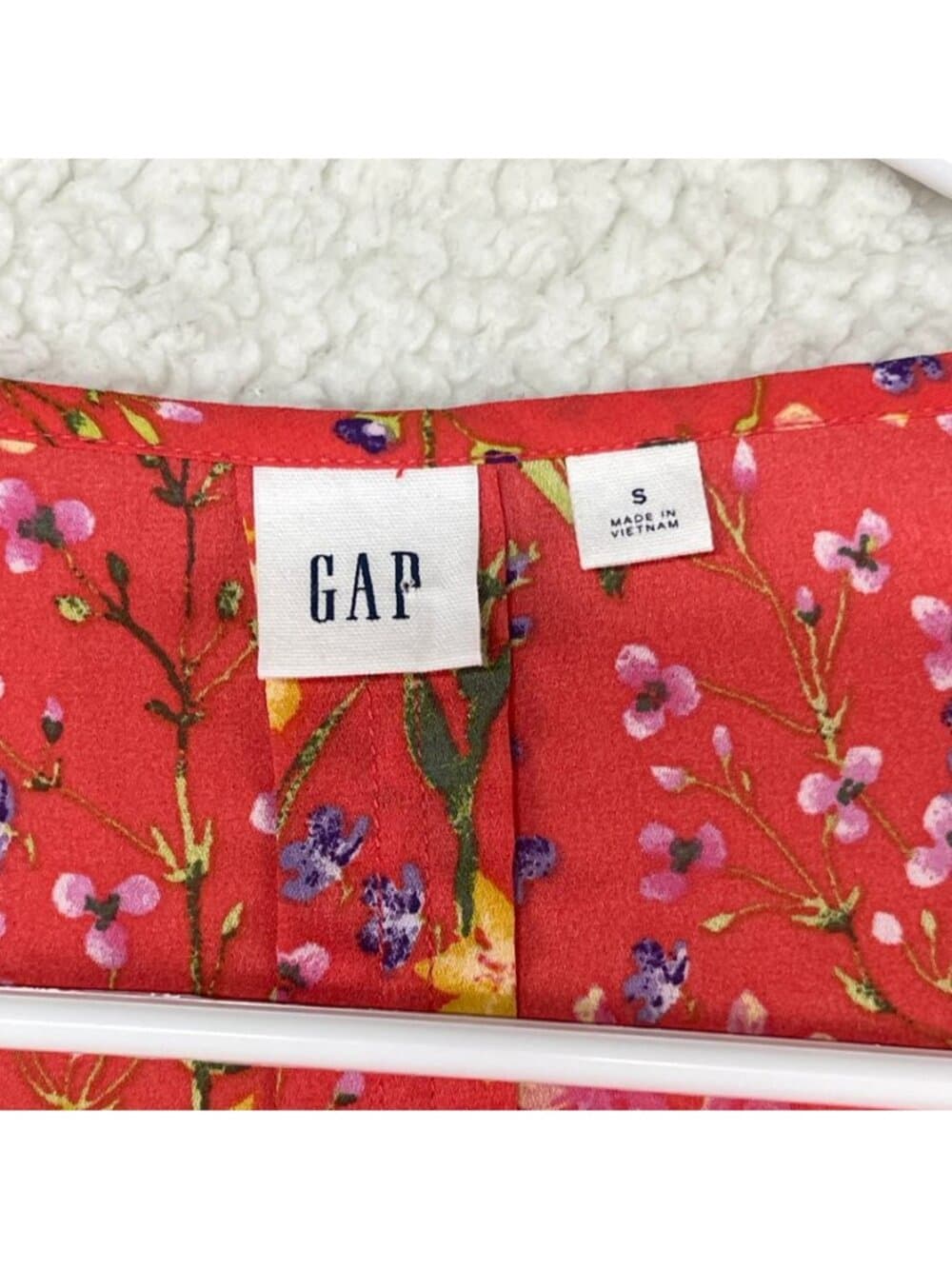 Women's Gap Floral Pintuck Smocked Waist V-Neck Long Sleeve Blouse Red Small - Thumbnail 5