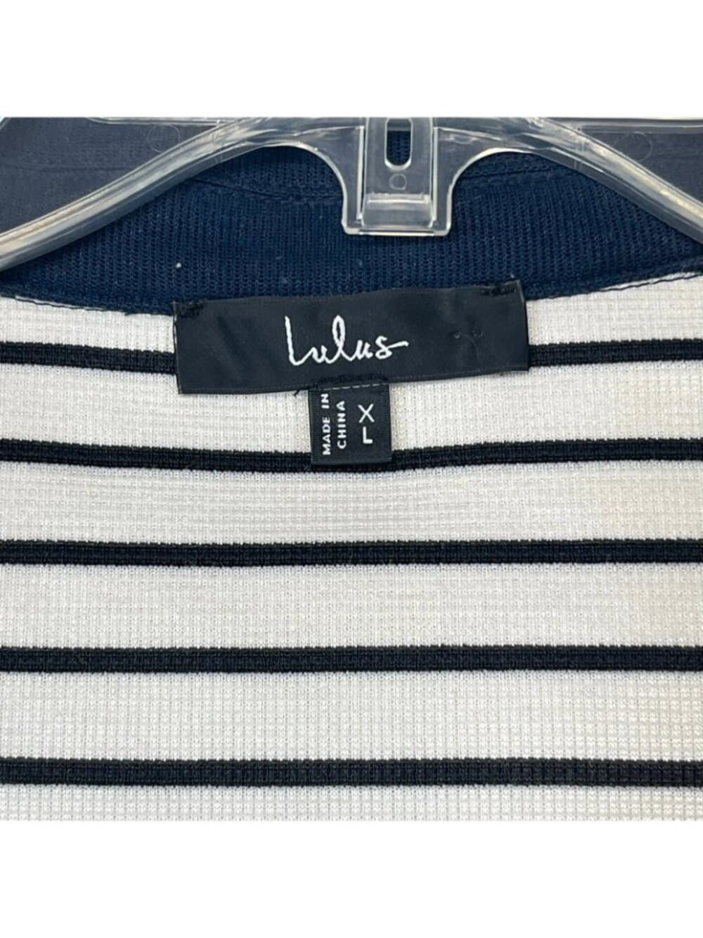 Lulus Striped Cropped Top XL – Navy & White Nautical V‑Neck Long Sleeve - Thumbnail 2
