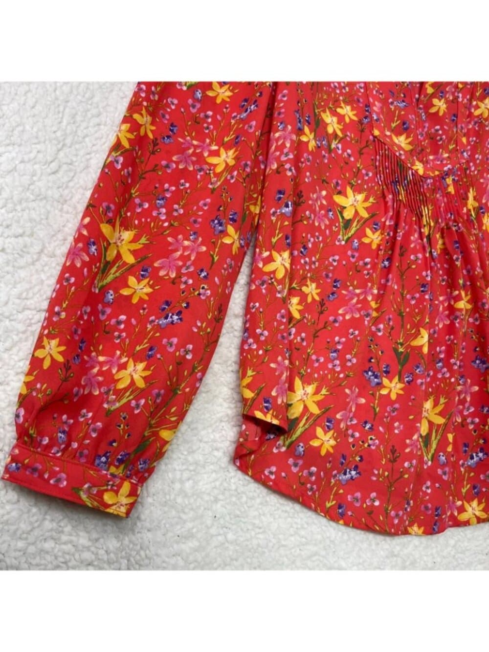 Women's Gap Floral Pintuck Smocked Waist V-Neck Long Sleeve Blouse Red Small - Thumbnail 3