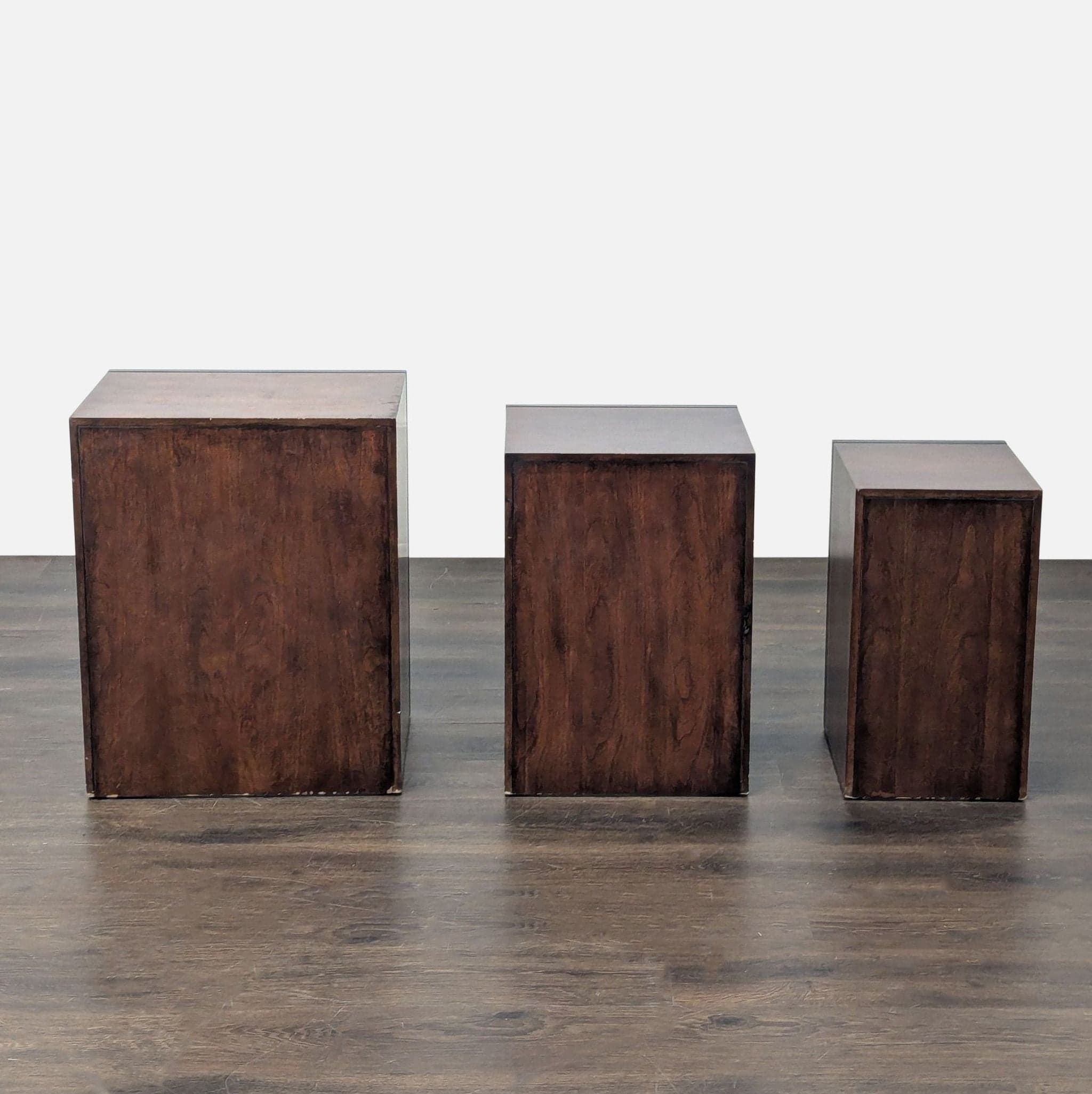Set of Three Wood Nesting Tables - Thumbnail 6