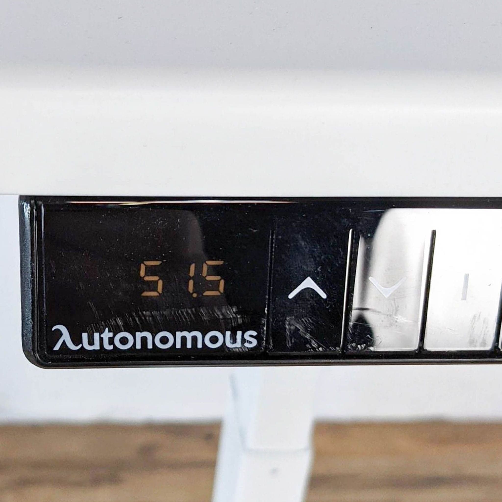 Autonomous Adjustable Desk - Thumbnail 5