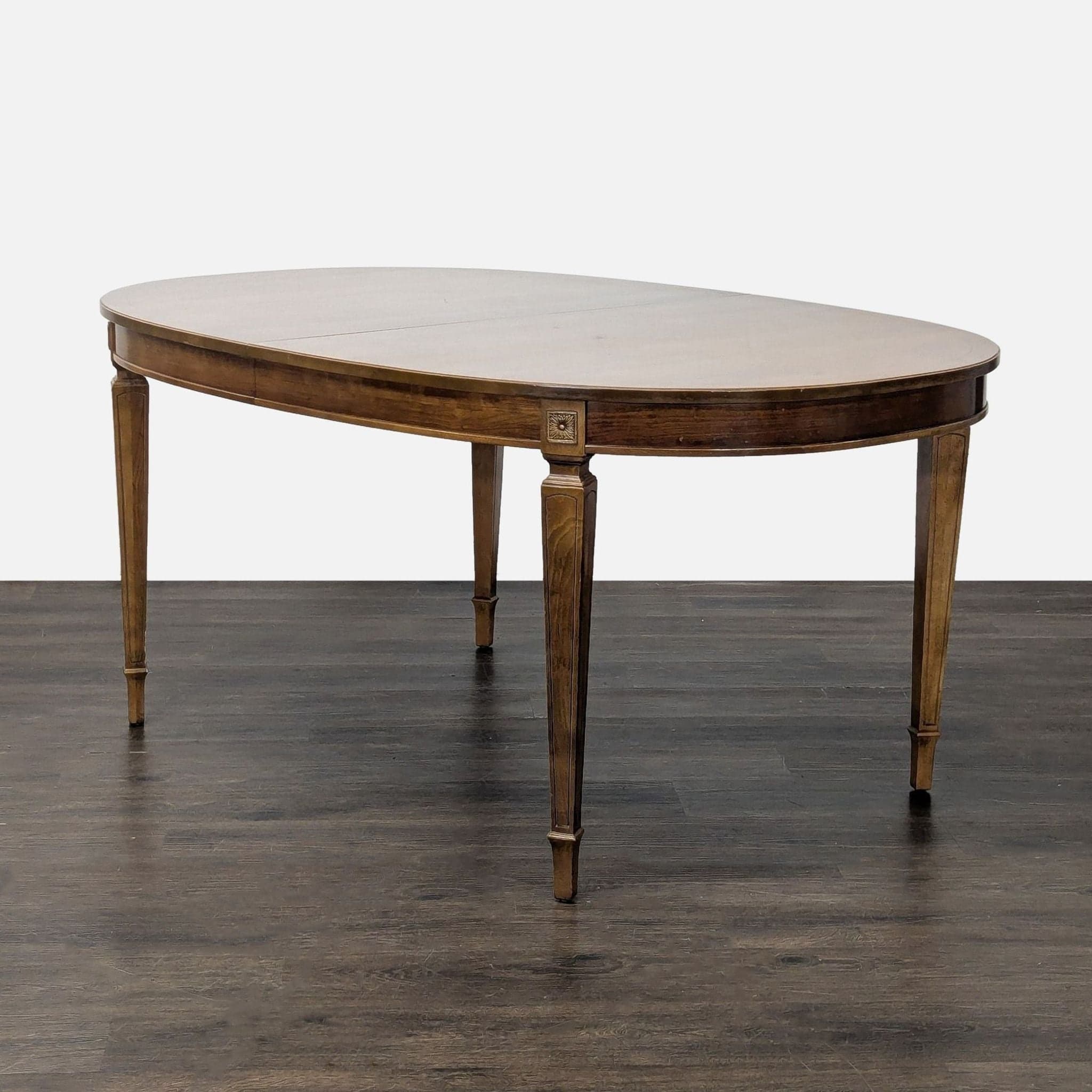 Thomasville Traditional Oval Extension Dining Set with 6 Cane-Back Chairs - Thumbnail 4