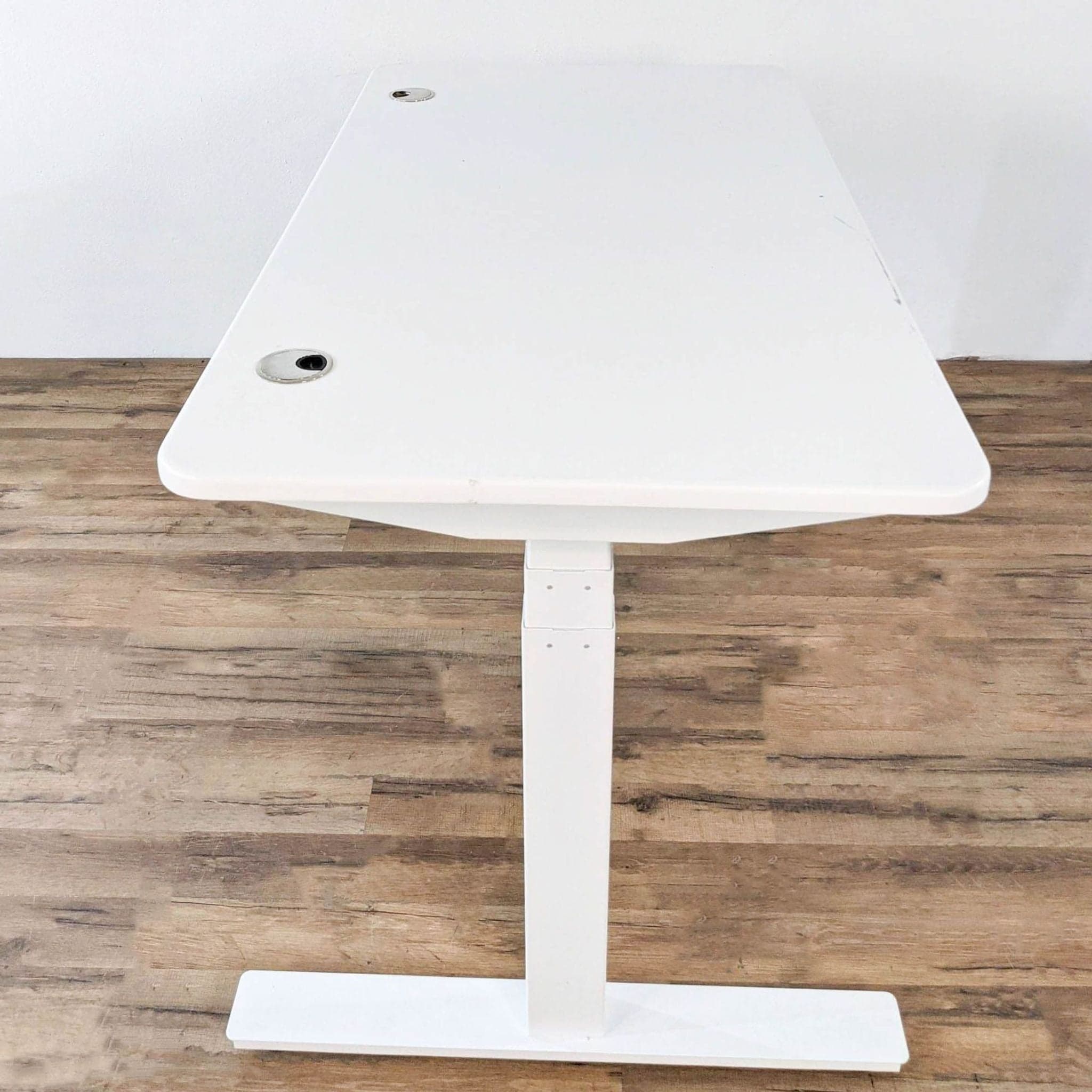 Autonomous Adjustable Desk - Thumbnail 6