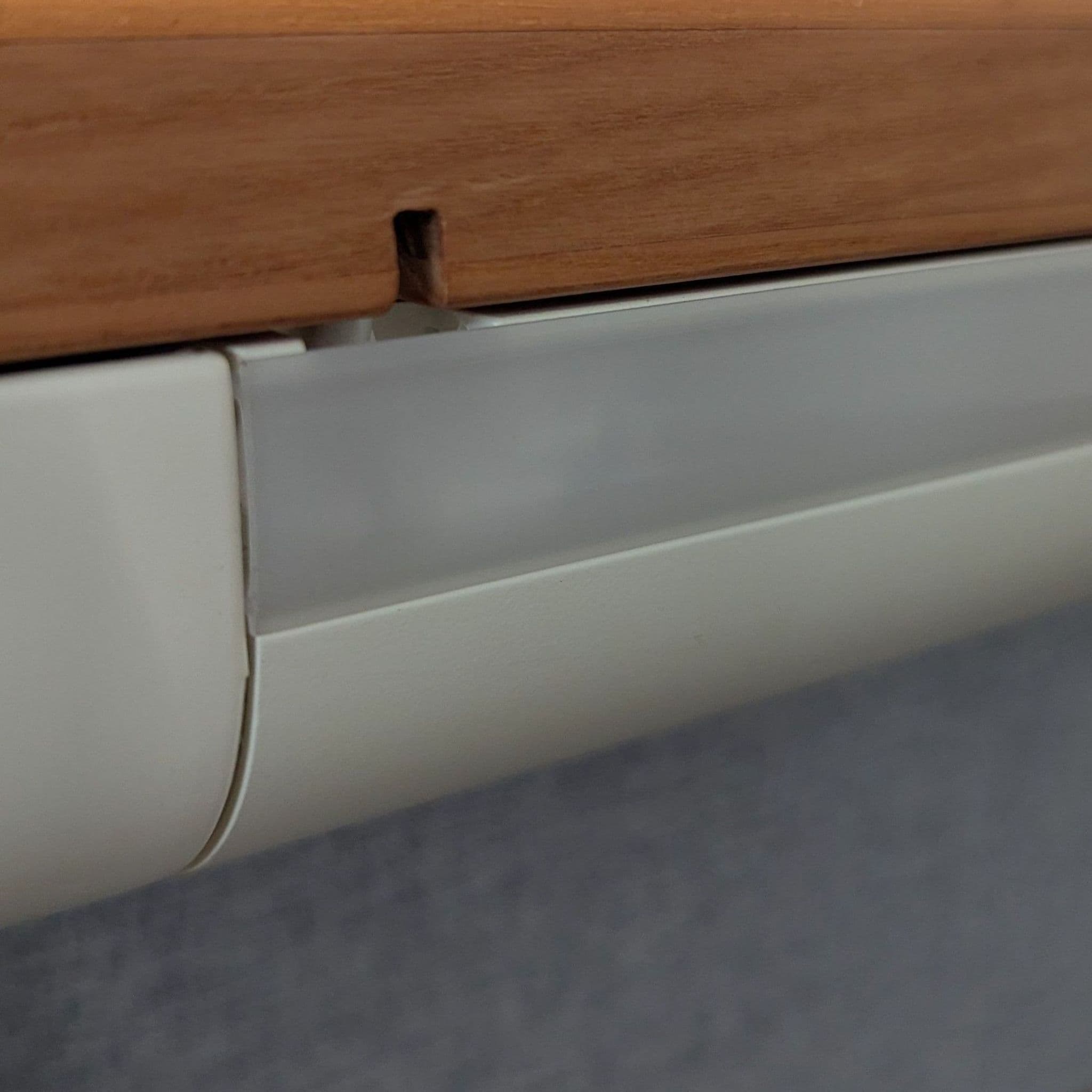 Beflo Modern Desk with Cable Management and Wood Finish - Thumbnail 10