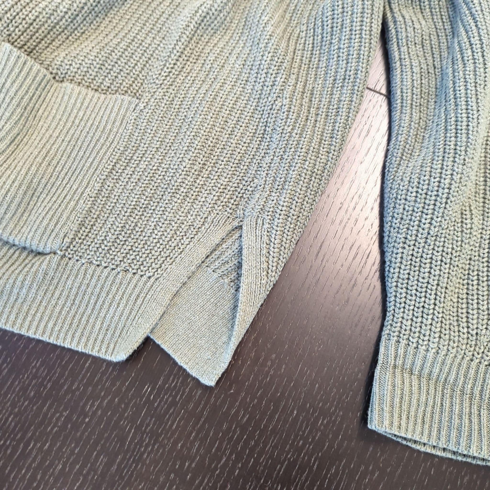 Gap Sweater - Size L - Thumbnail 4